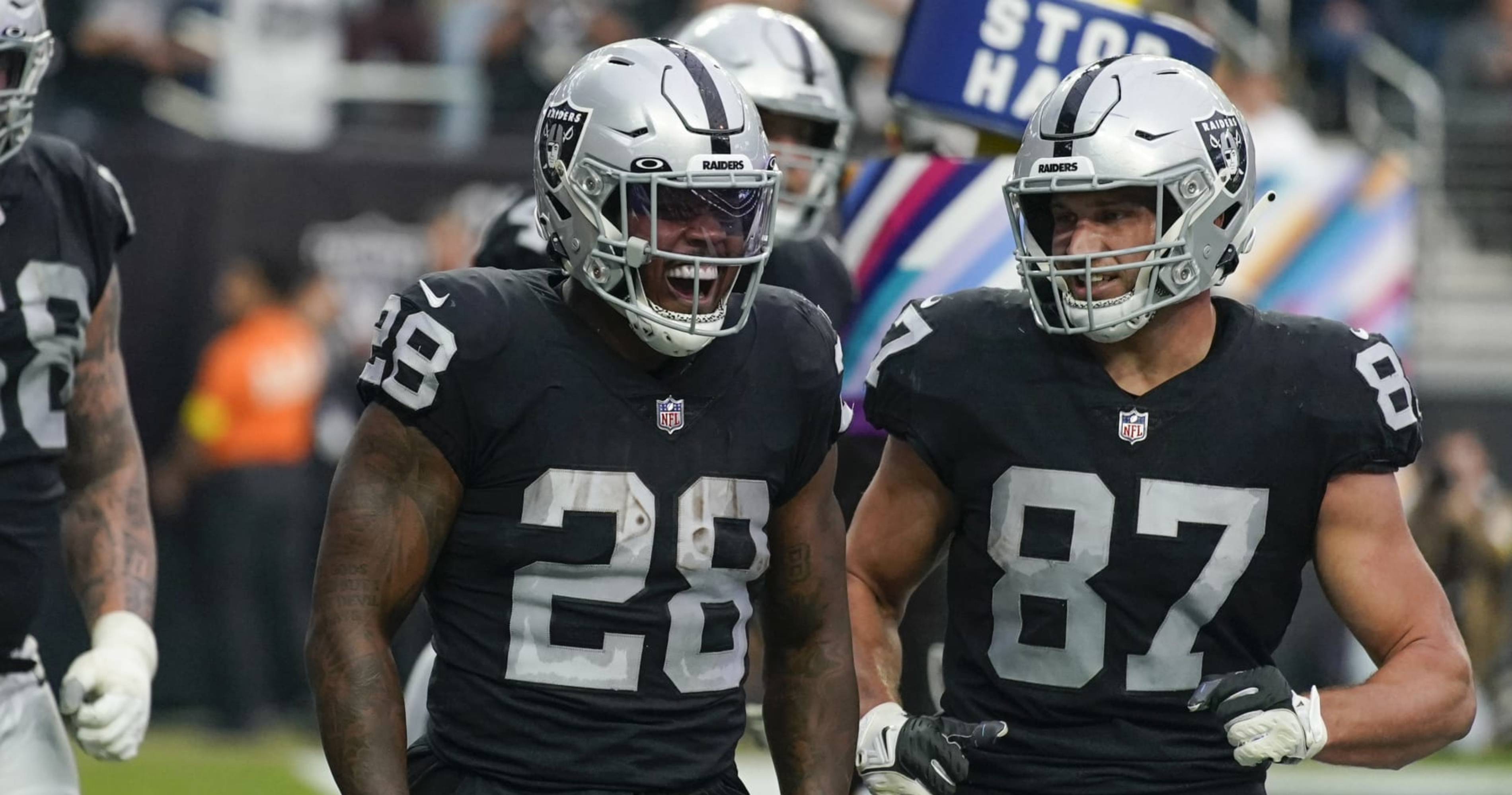 3 Takeaways from Raiders' Week 7 Win vs. Texans