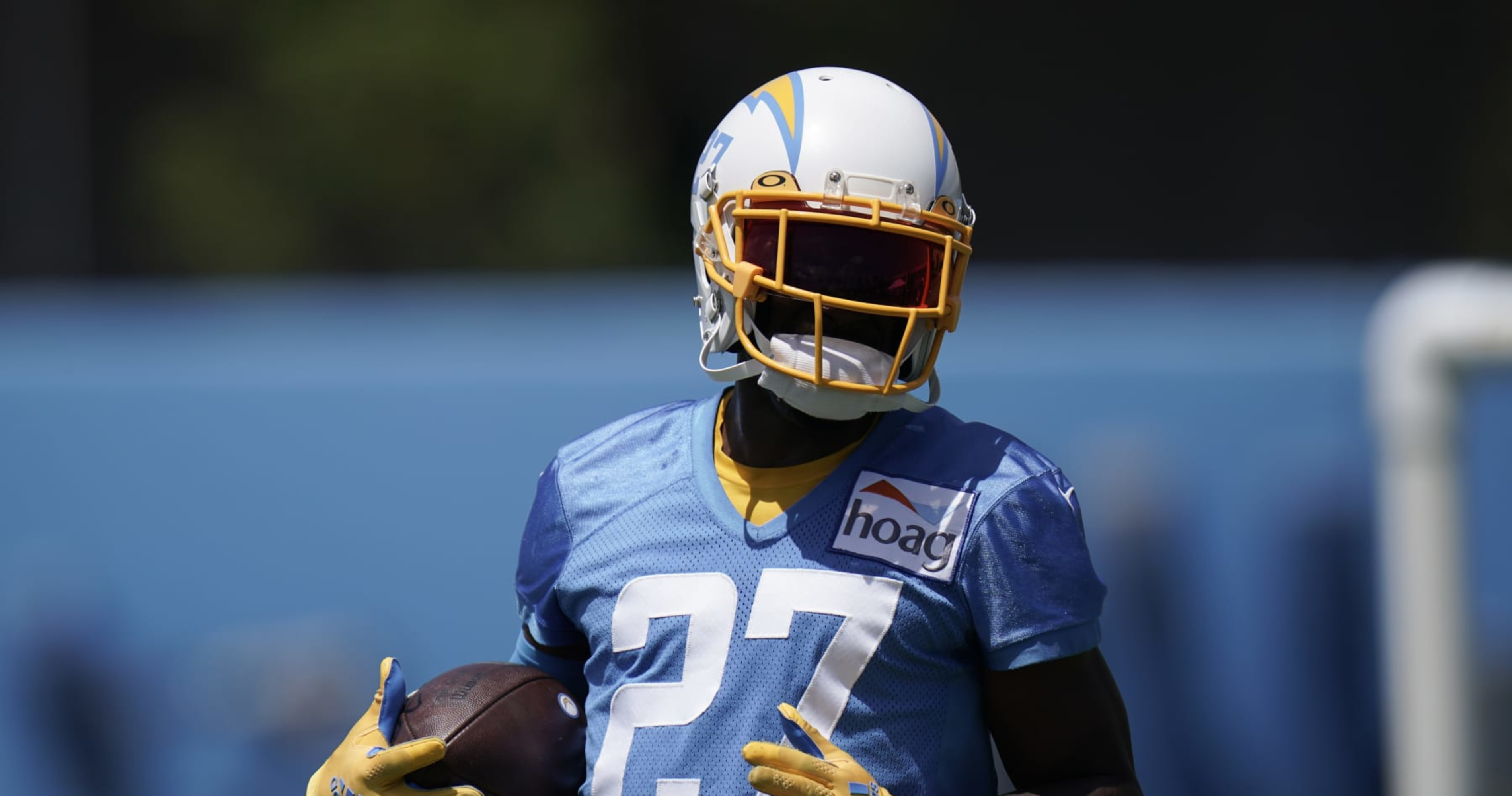Chargers' J.C. Jackson to Miss Remainder of Season with Knee Injury