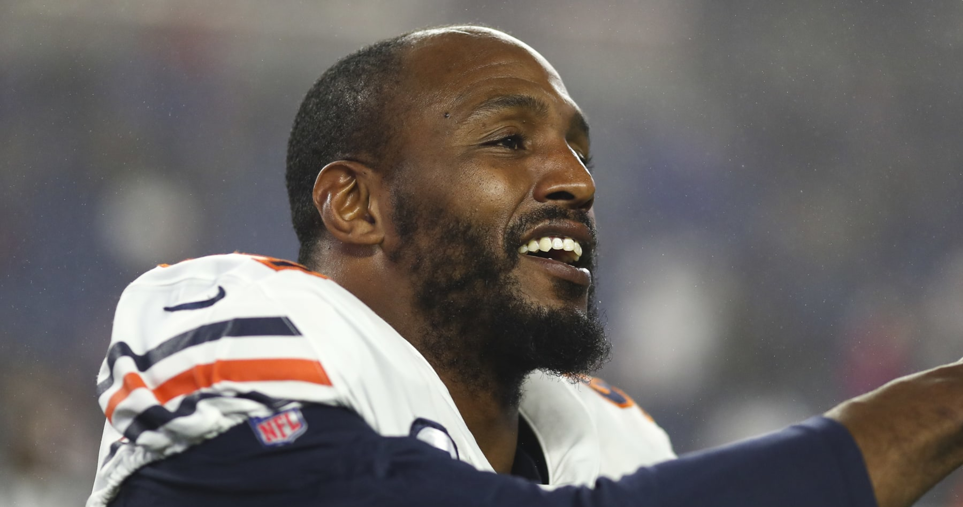 Eagles trade for Pro Bowl DE Robert Quinn