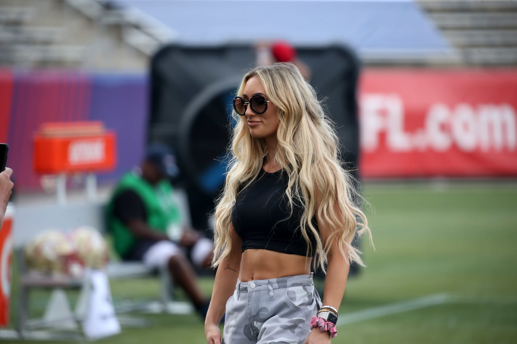 Cristina Carmella:  Instagram'S Next Big Thing - pznme5v