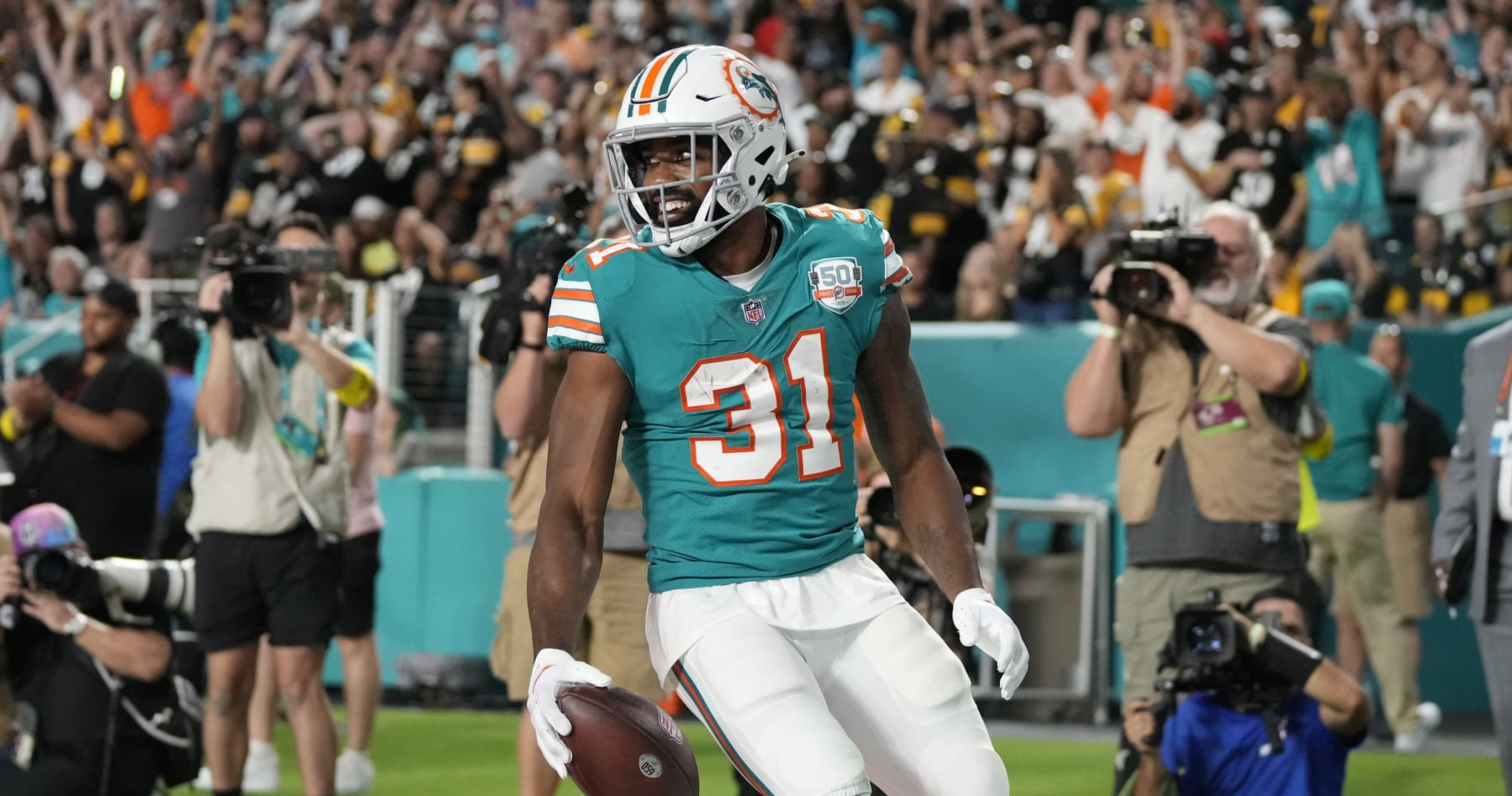 Raheem Mostert Clarifies Comments Saying Dolphins Have 'Way More Talent'  Than 49ers, News, Scores, Highlights, Stats, and Rumors