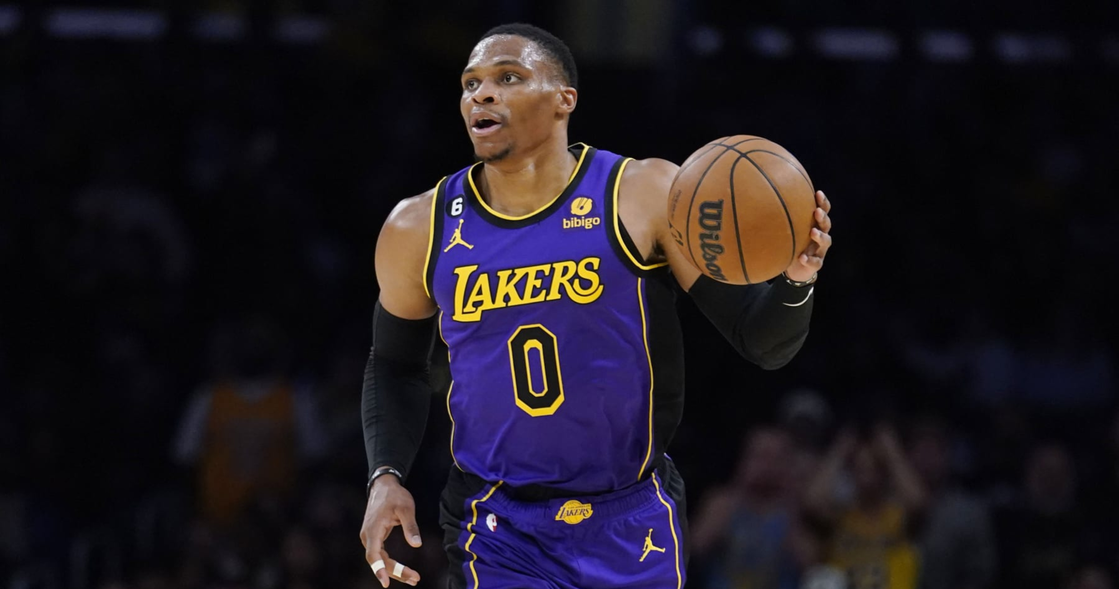 Lakers Rumors: LA Eyes 'Specific Player'; Won't Do Kyrie Irving or Pacers Trades