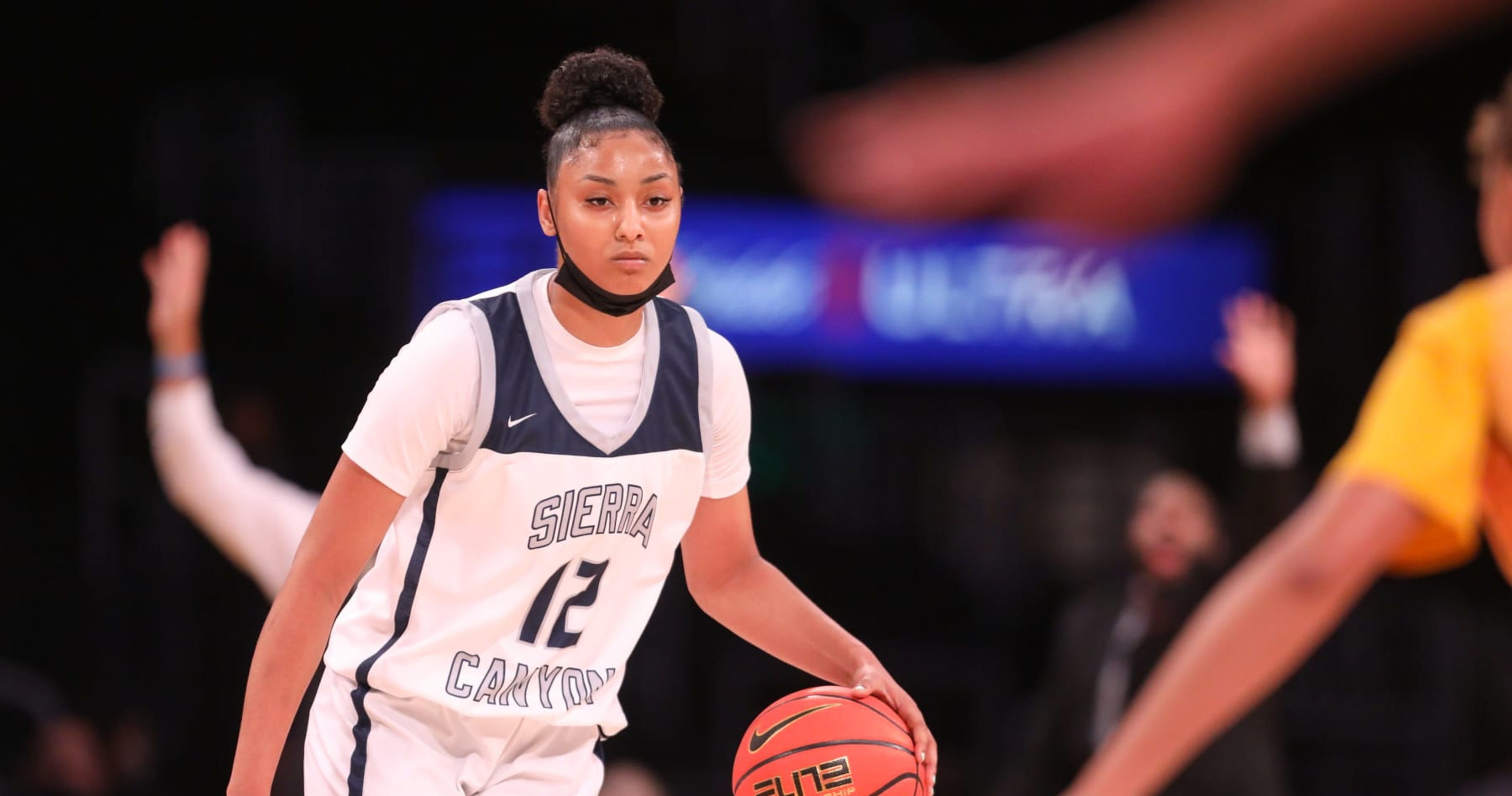 USC Women's Basketball Signs Nation's Top Recruit, JuJu Watkins