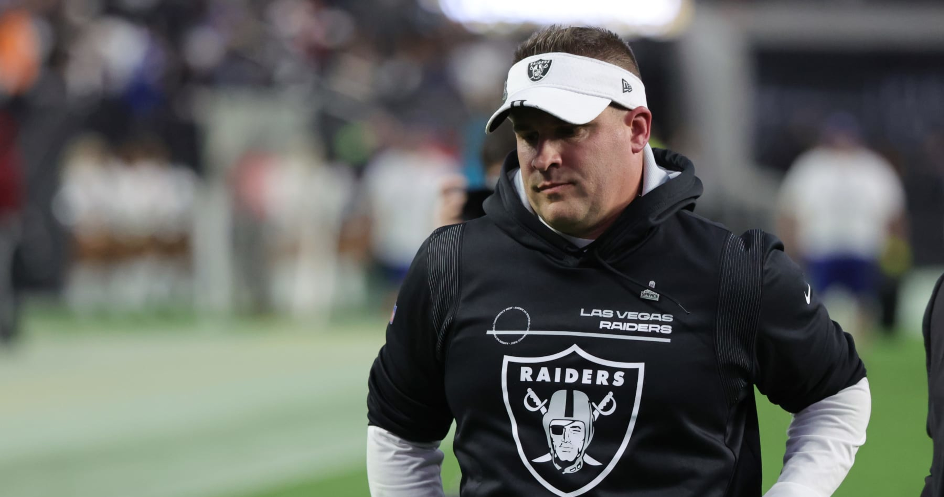 Josh McDaniels earns first win as Las Vegas Raiders head coach