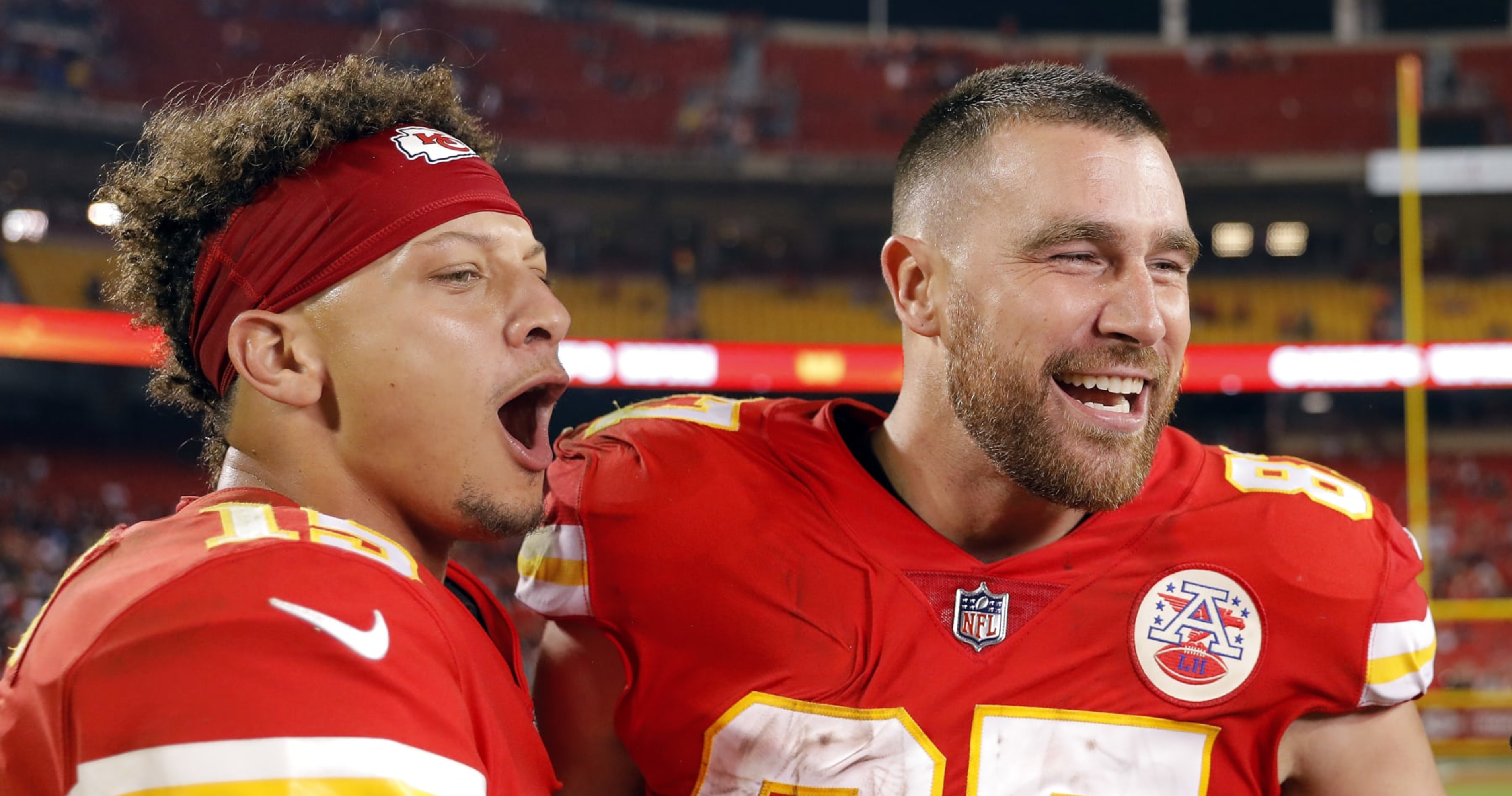 Patrick Mahomes, Travis Kelce Draw MJ-Pippen Comparison as Chiefs Rally  Past Chargers, News, Scores, Highlights, Stats, and Rumors