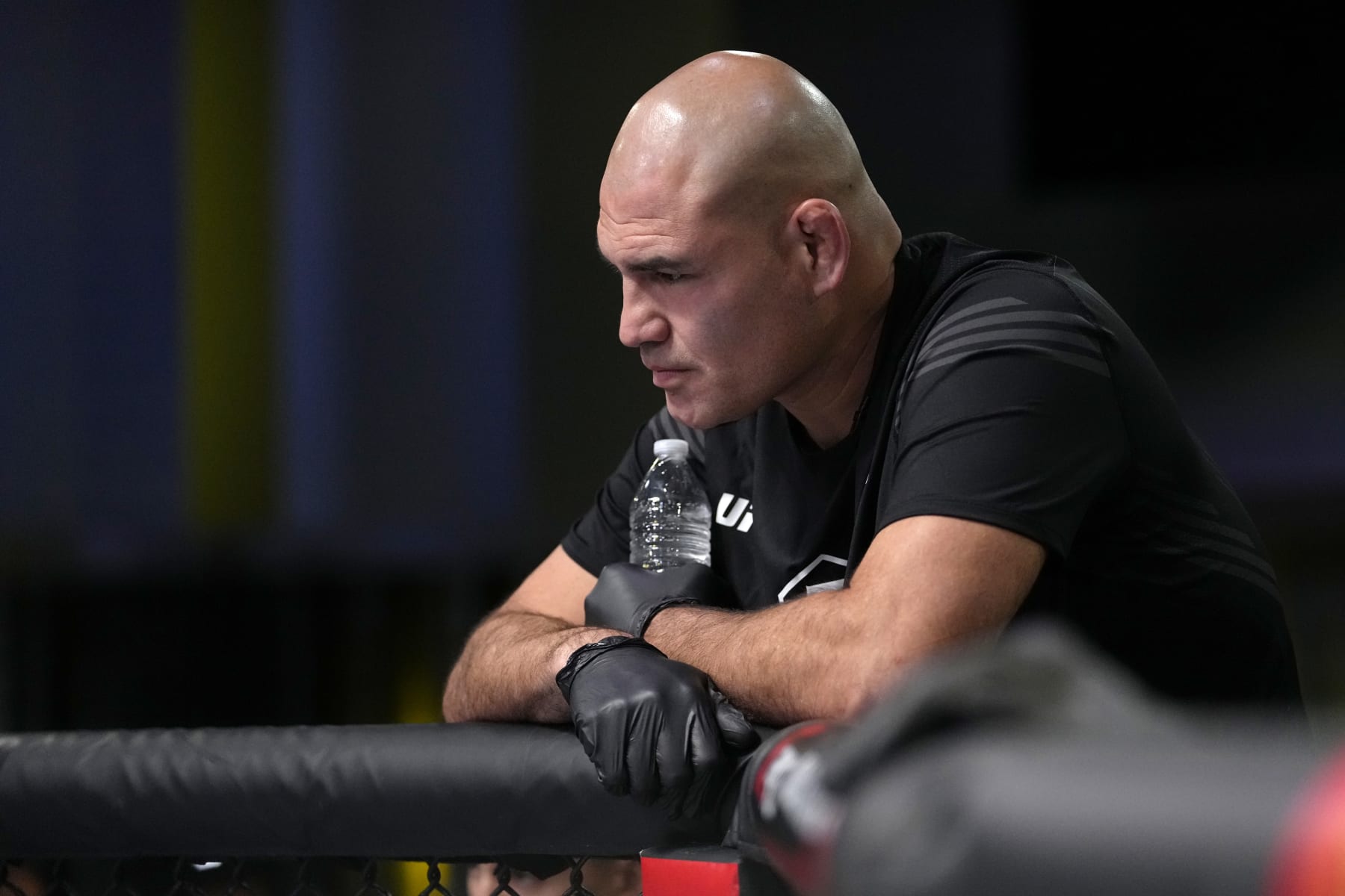 Cain Velasquez's Request to Wrestle at AAA Show Granted amid Attempted Murder Case - Vimarsana News
