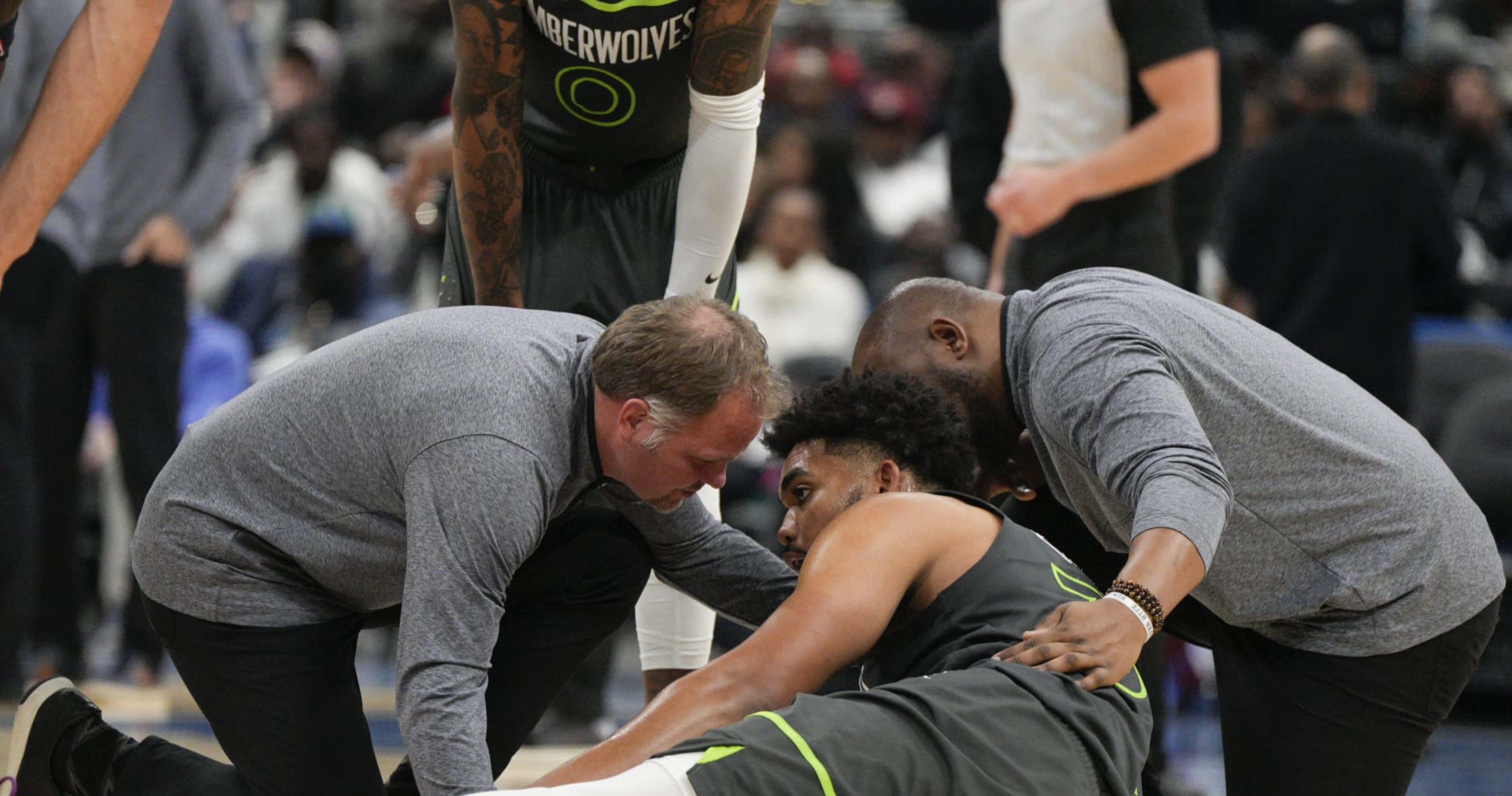 Report: T-Wolves' Karl-Anthony Towns Expected to Miss 4-6 Weeks with Calf Injury