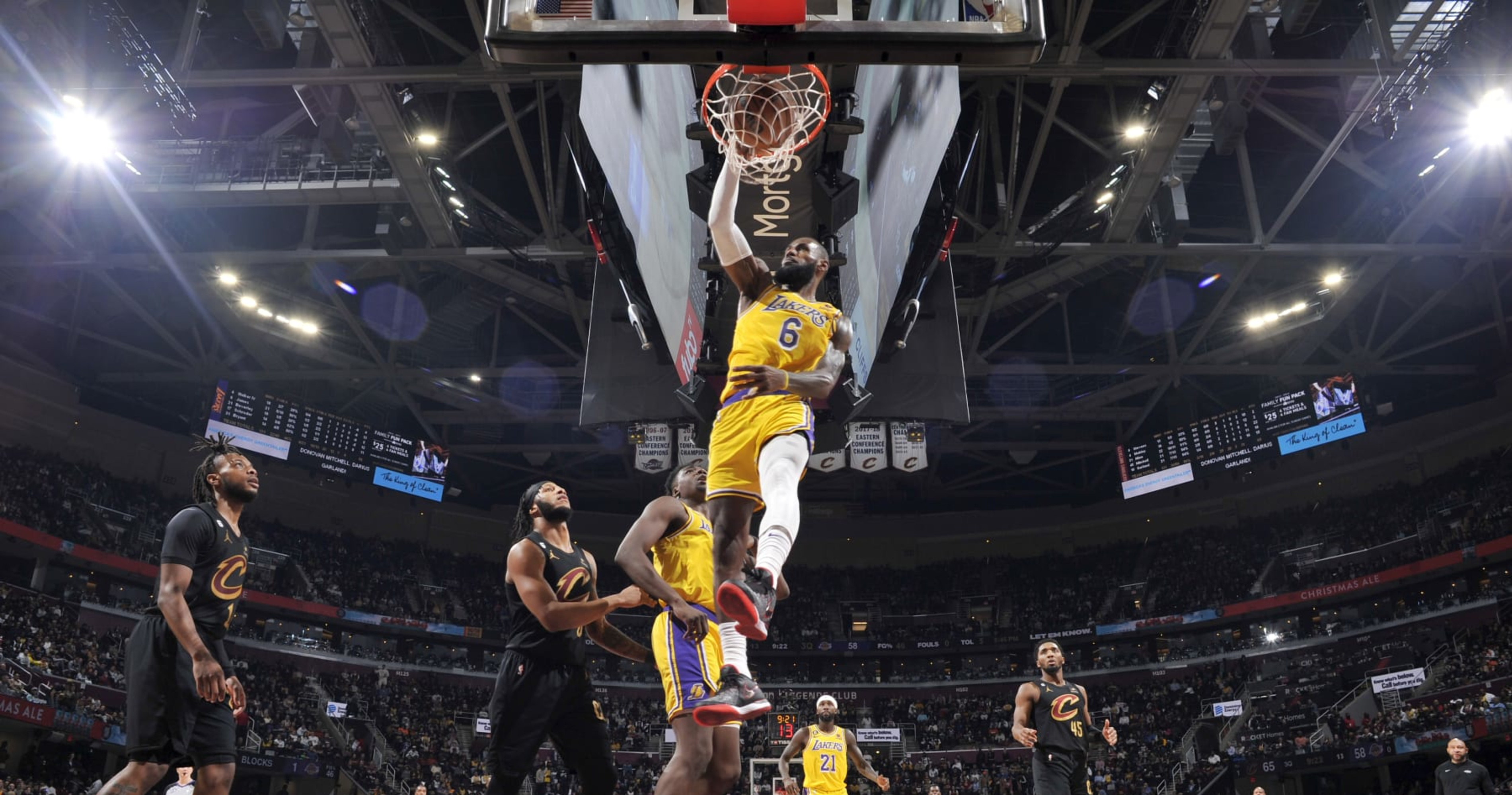 LeBron James, Anthony Davis to play for Lakers against Suns on Wednesday –  Orange County Register