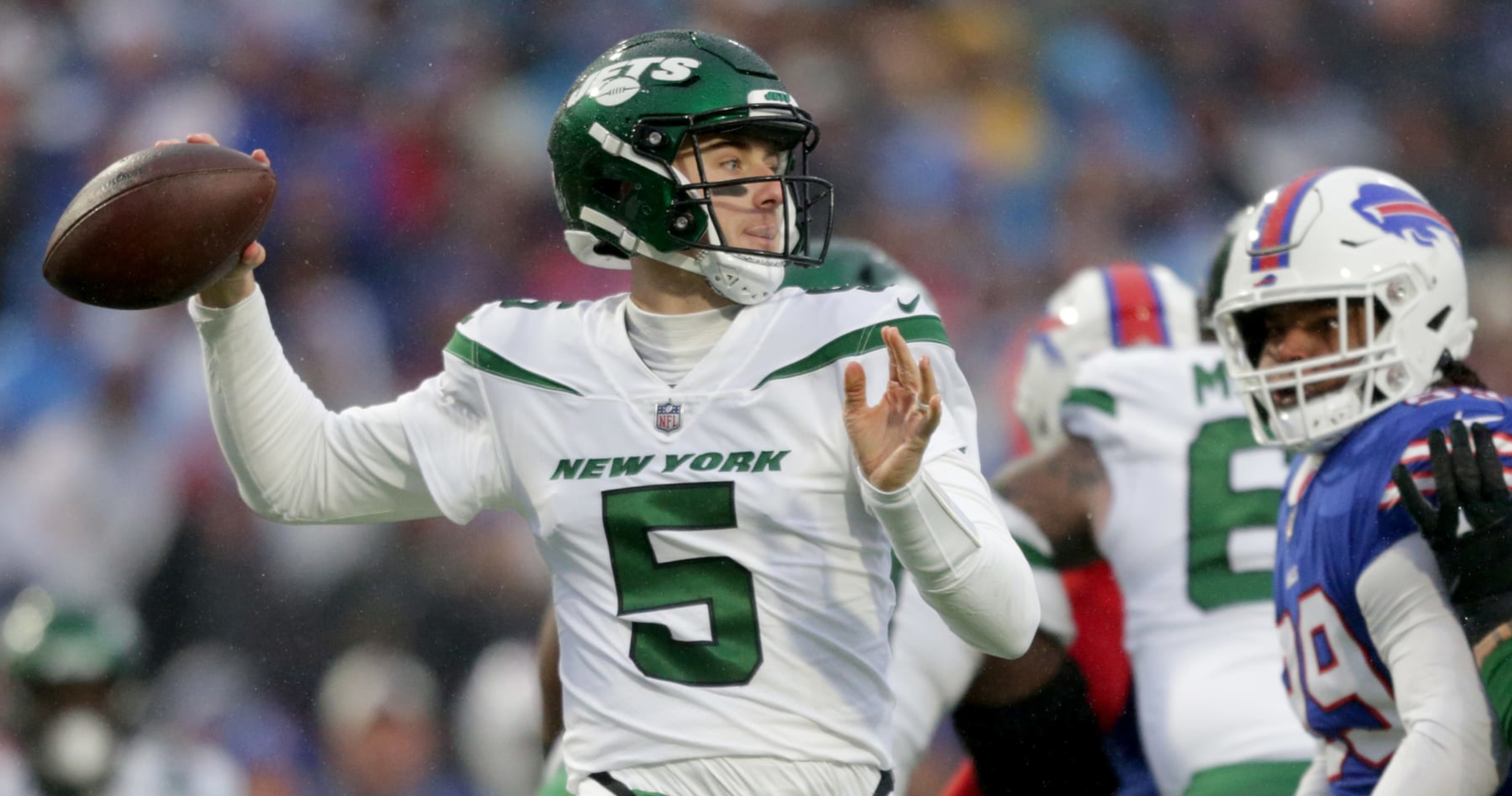 Mike White injury: Jets QB taken to hospital after loss to Bills