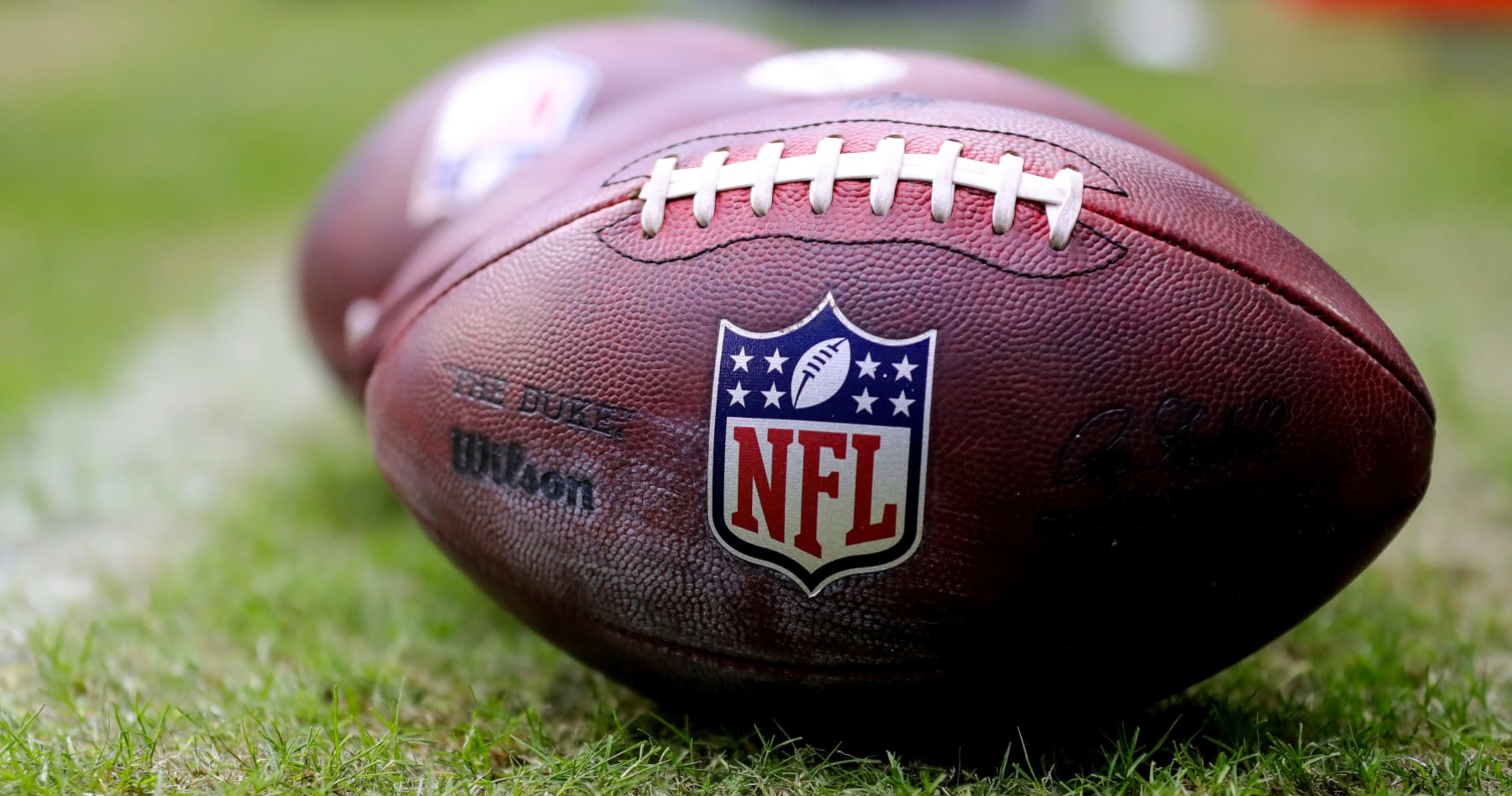 NFL Discusses Making Hits on QBs, Defenseless Players Reviewable or Auto-Ejectio..