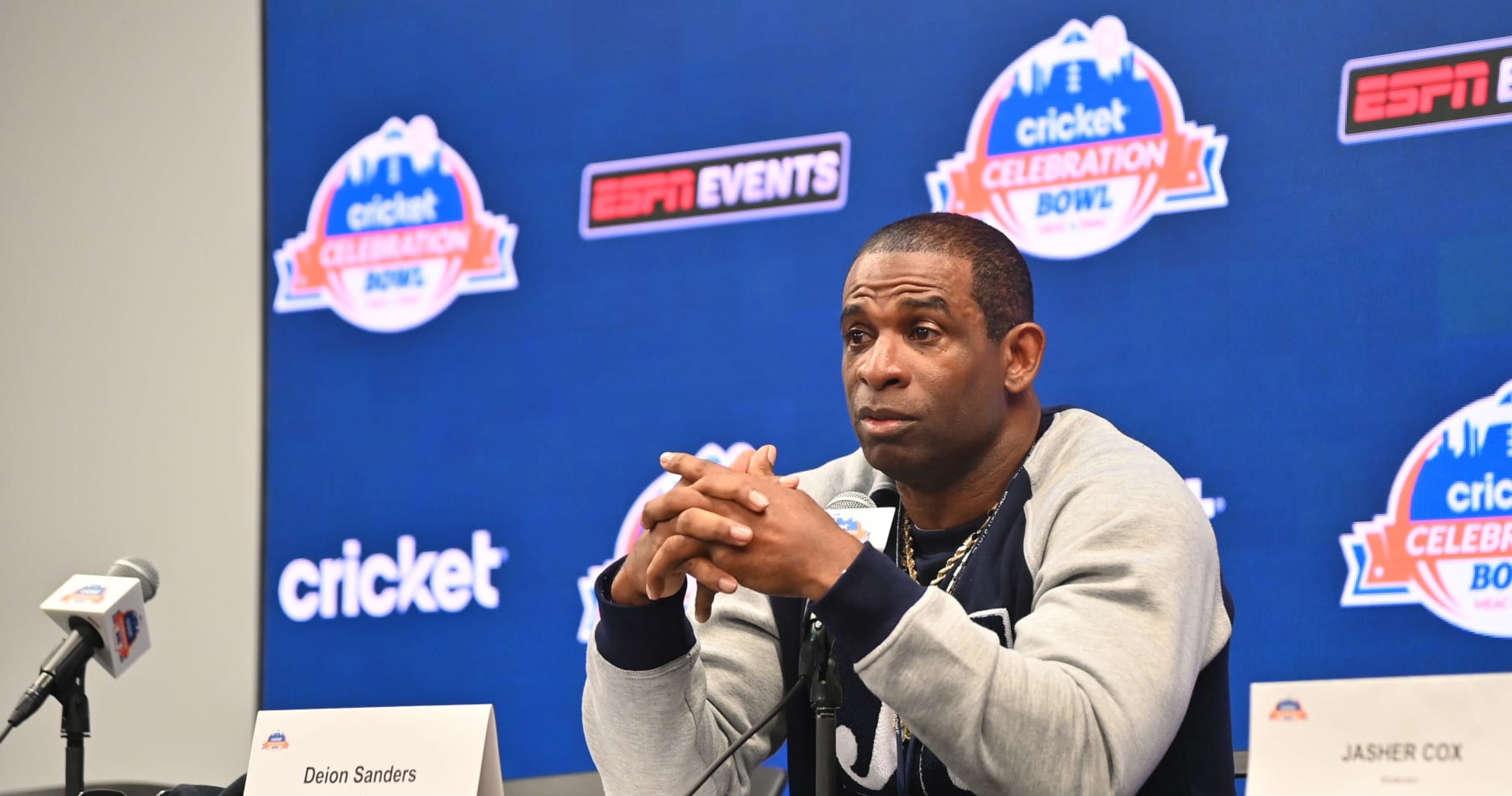 Travis Hunter Touted as Star After Jackson State Loses Deion Sanders' Final Game thumbnail