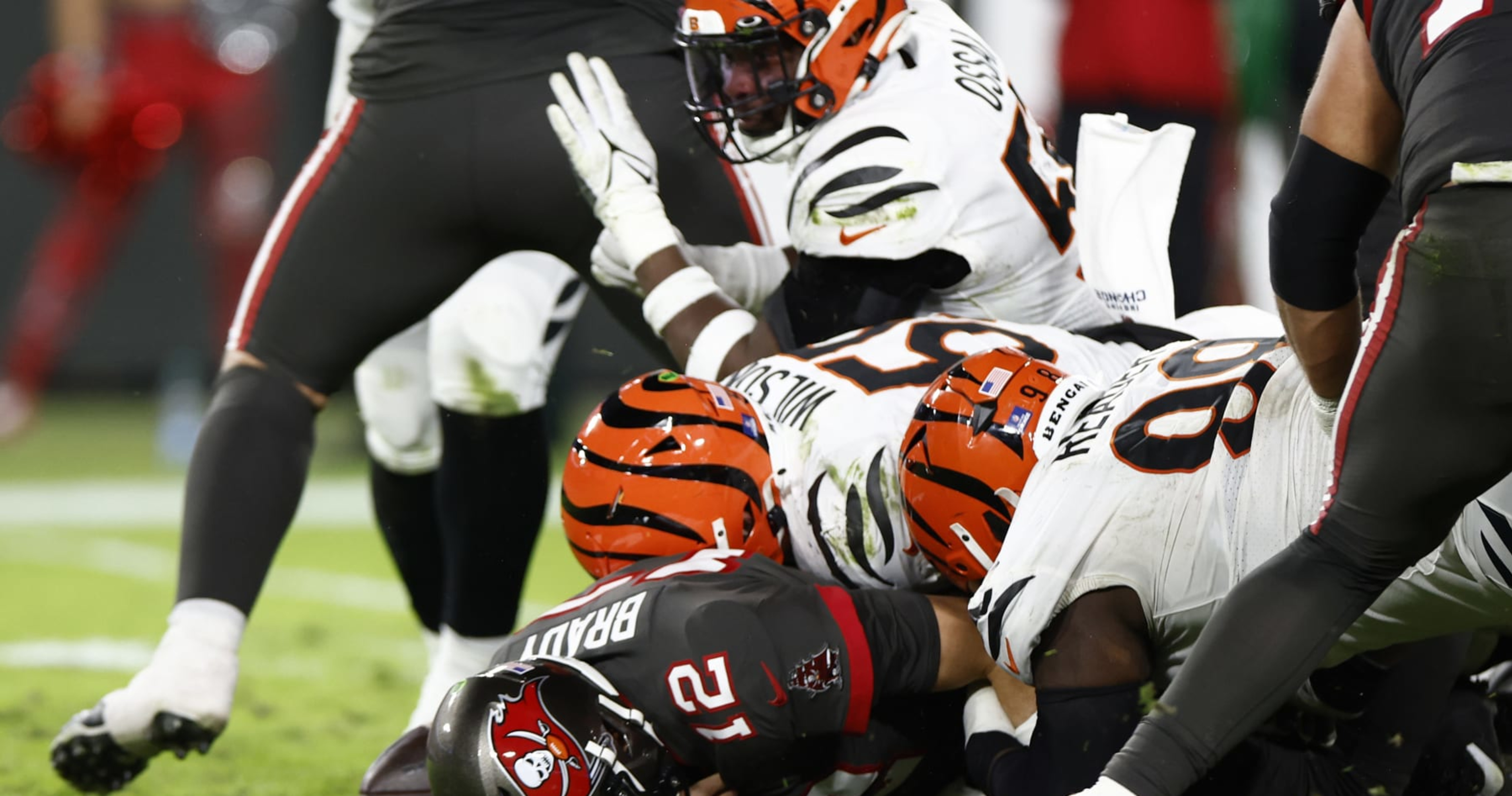 Tom Brady, Bucs Stun NFL Twitter With 'Total Meltdown' in Loss to Joe  Burrow, Bengals, News, Scores, Highlights, Stats, and Rumors