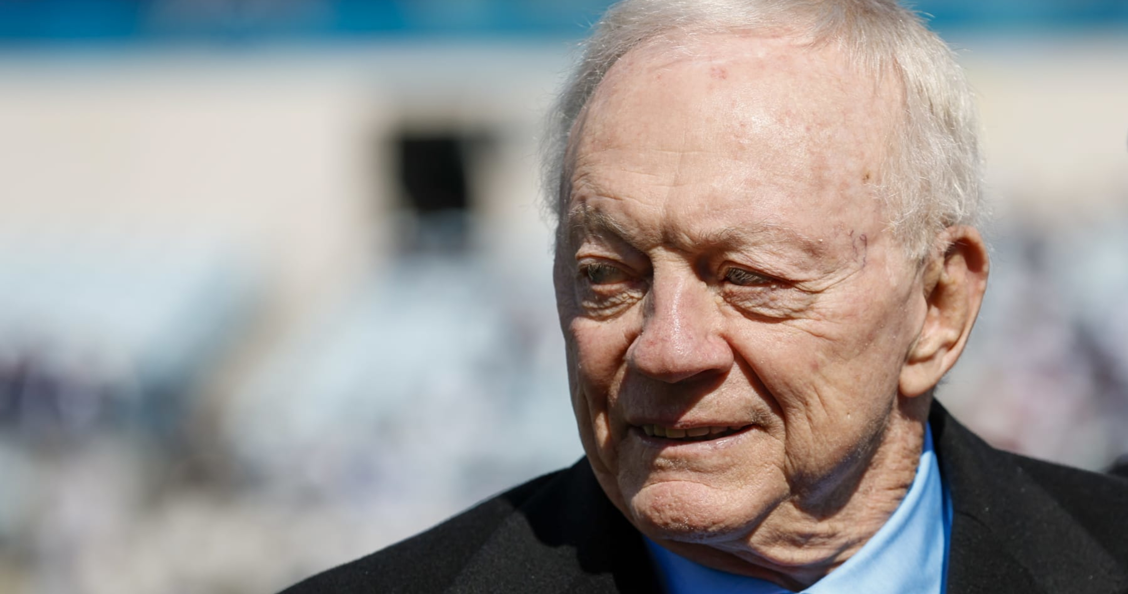 Cowboys' Jerry Jones Denies Speaking to Terrell Owens' Agent About Potential Con..