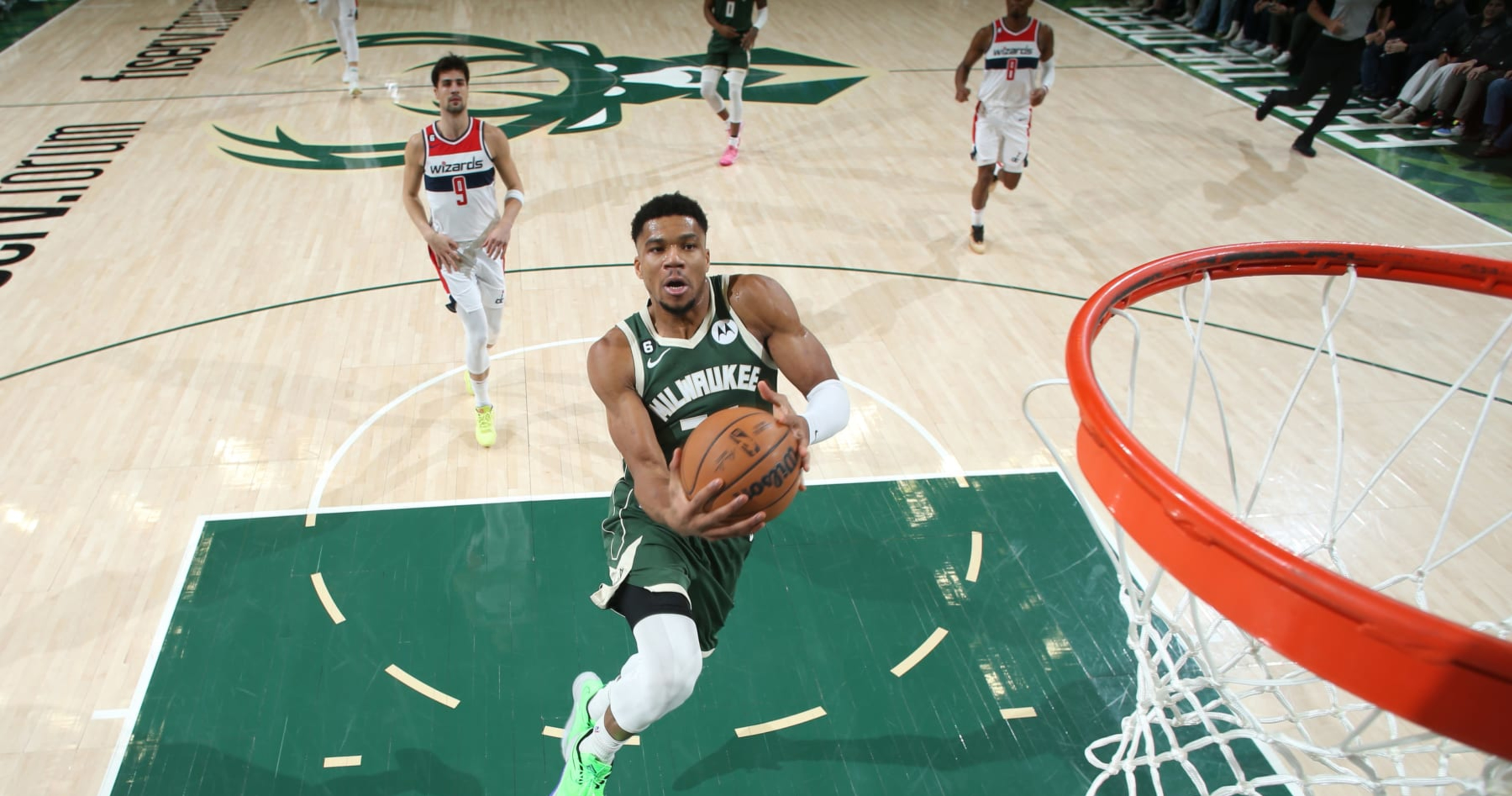 Bucks' Giannis Antetokounmpo Hopes His Game Is 'Boring' After Career-High 55 Points