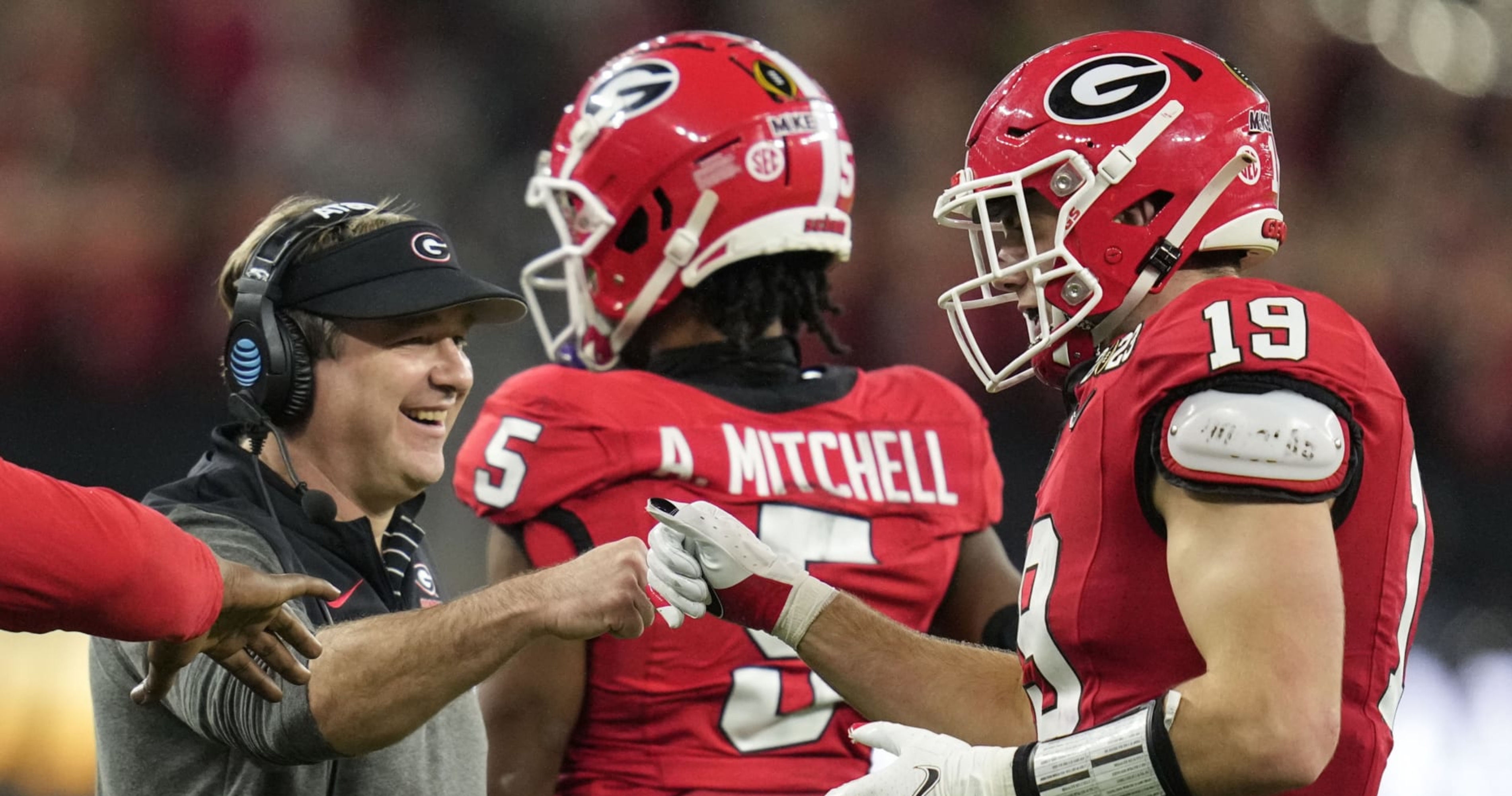 Kirby Smart's Georgia football sweatshirt is now the hottest item in Athens