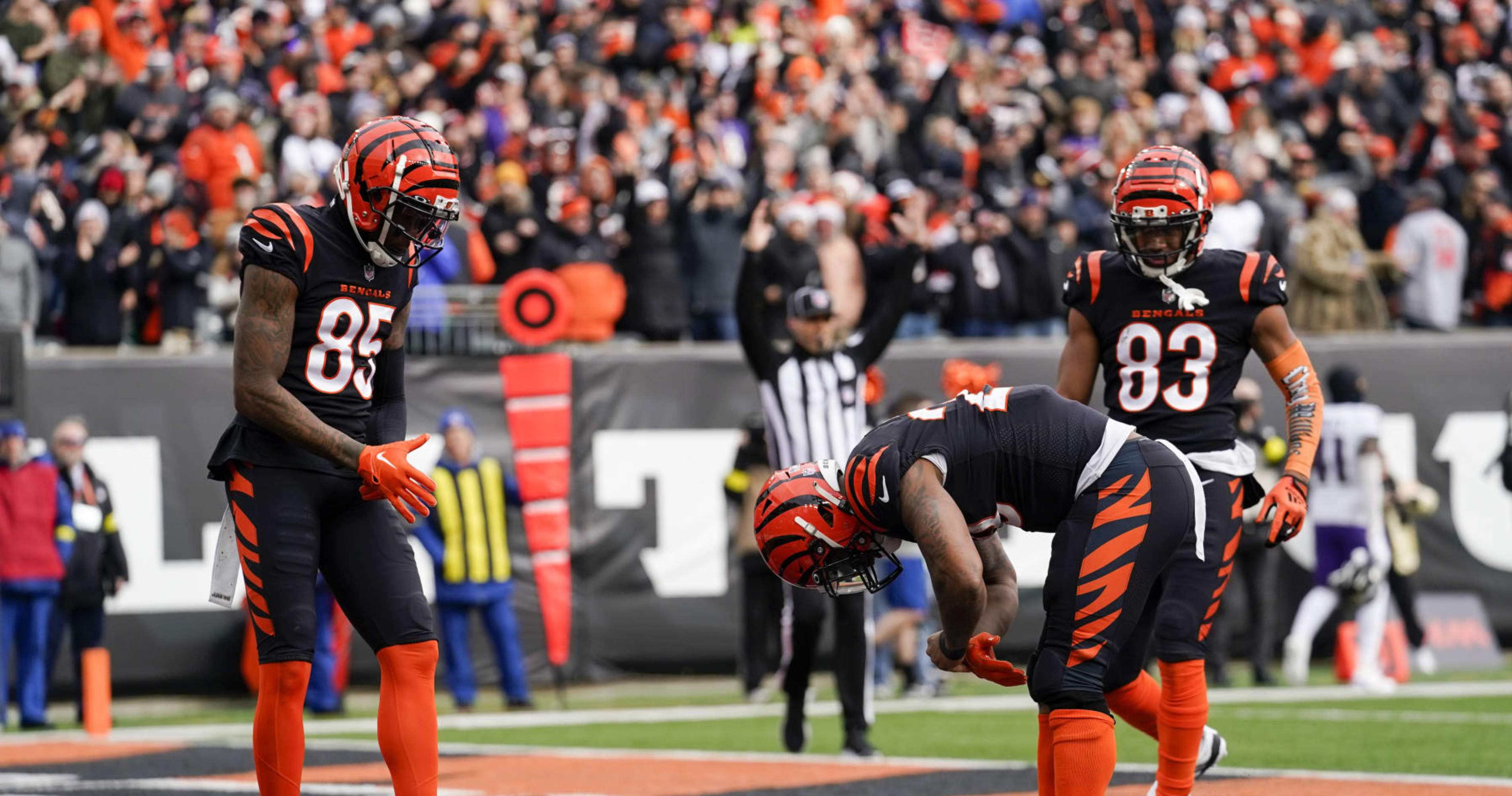 Bengals' Joe Mixon Shades NFL for Fining Him $13,261 for Coin Toss  Celebration, News, Scores, Highlights, Stats, and Rumors