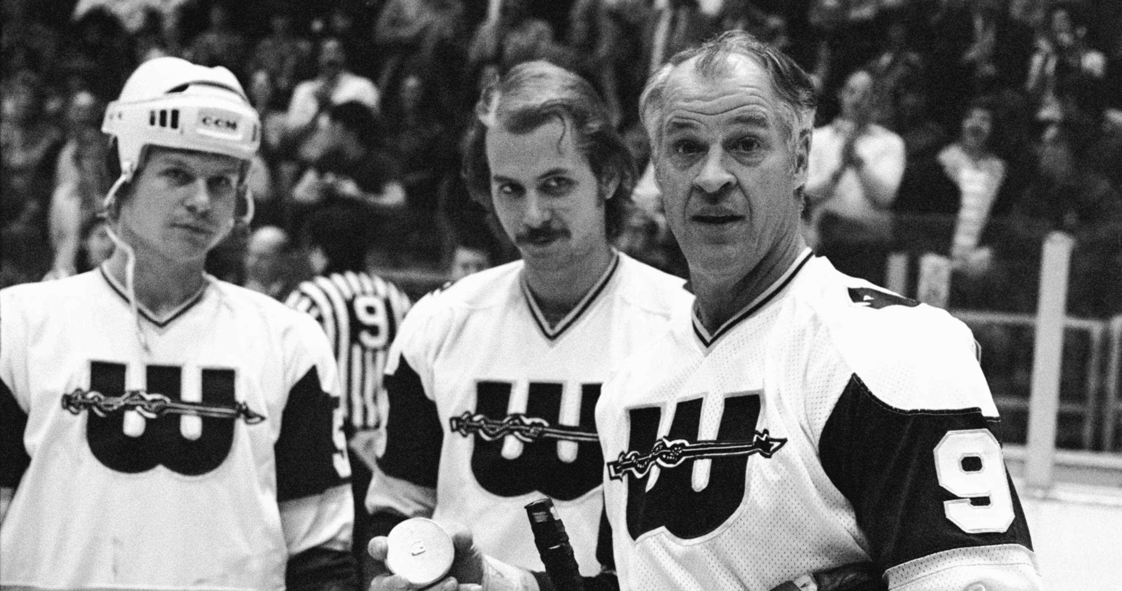 Hockey History: Hartford Whalers Gordie Howe Plays Fifth Decade