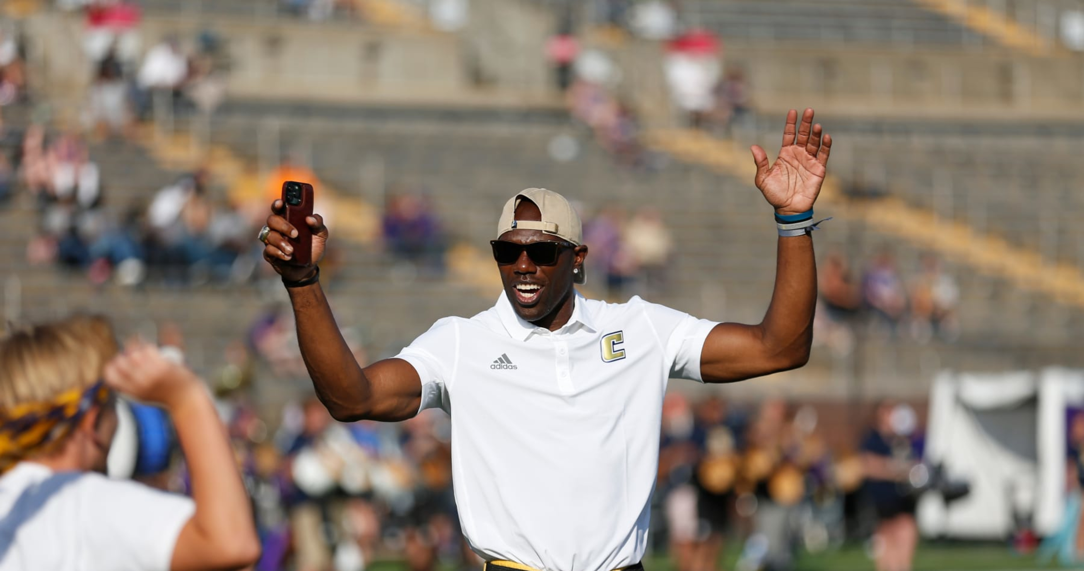 Terrell Owens Says He Reached out to Bills About Joining Team This Season