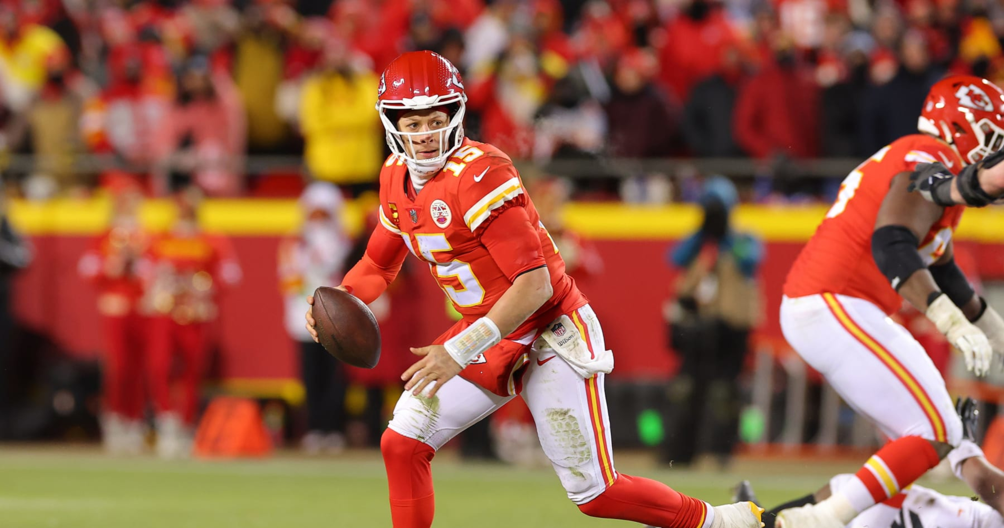 Bengals-Chiefs line movement highlights concerns for Patrick Mahomes ankle