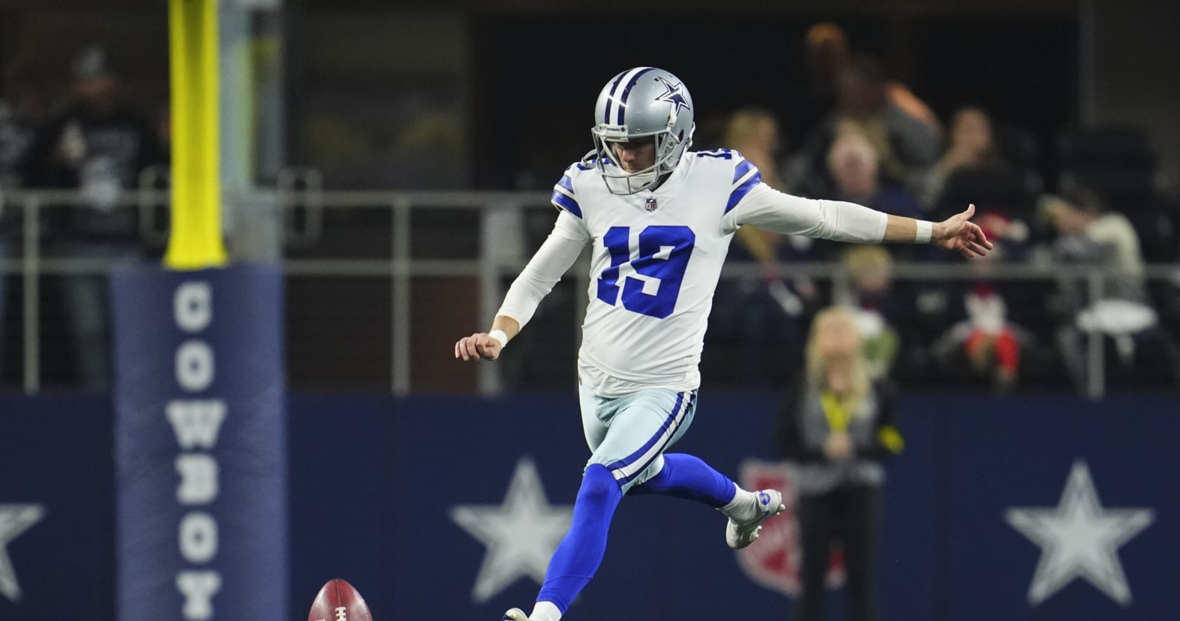 Jerry Jones says Cowboys starting over at kicker after Brett Maher  struggles - Blogging The Boys