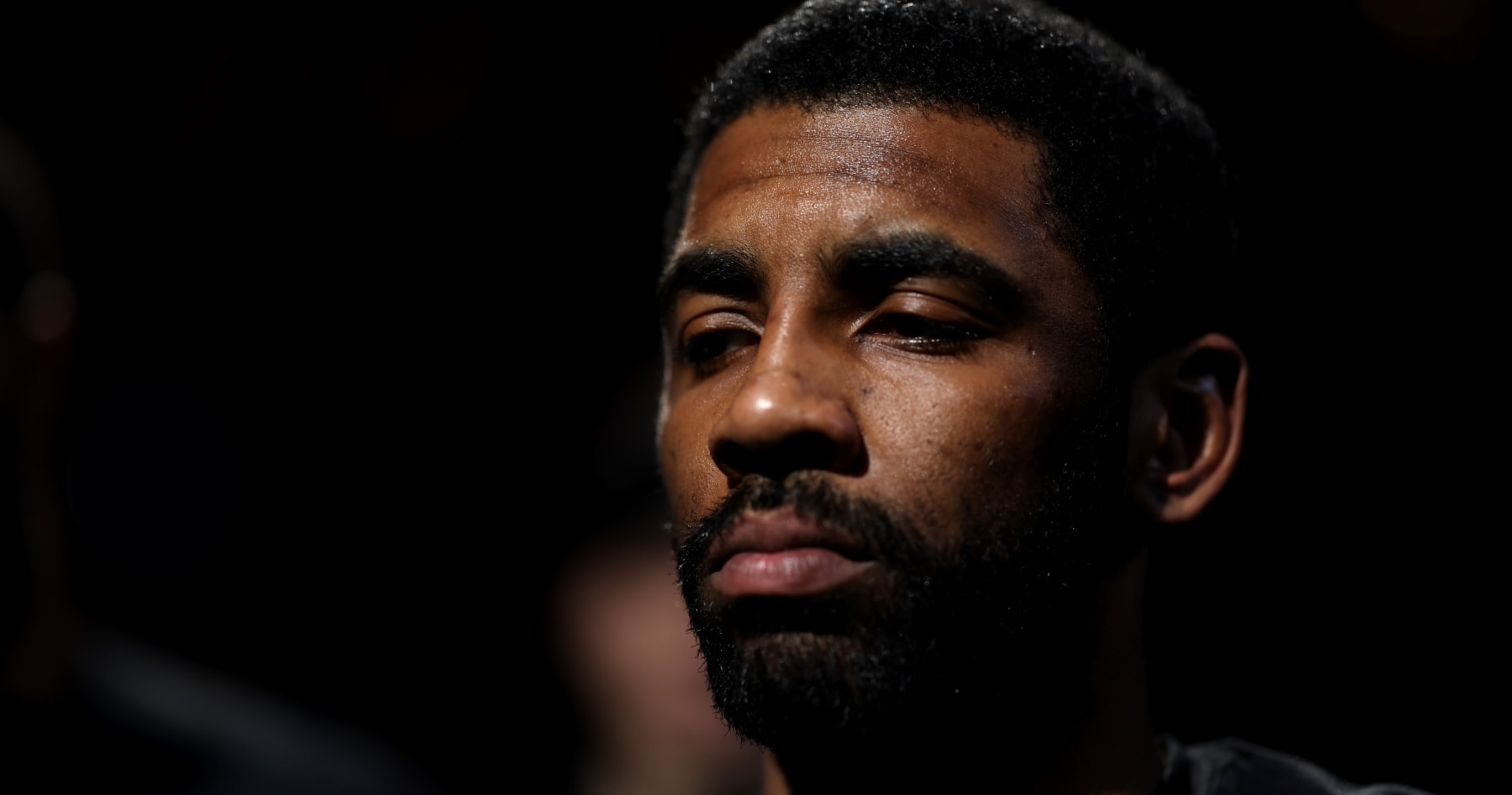 Lakers offering first-round draft picks for Kyrie Irving