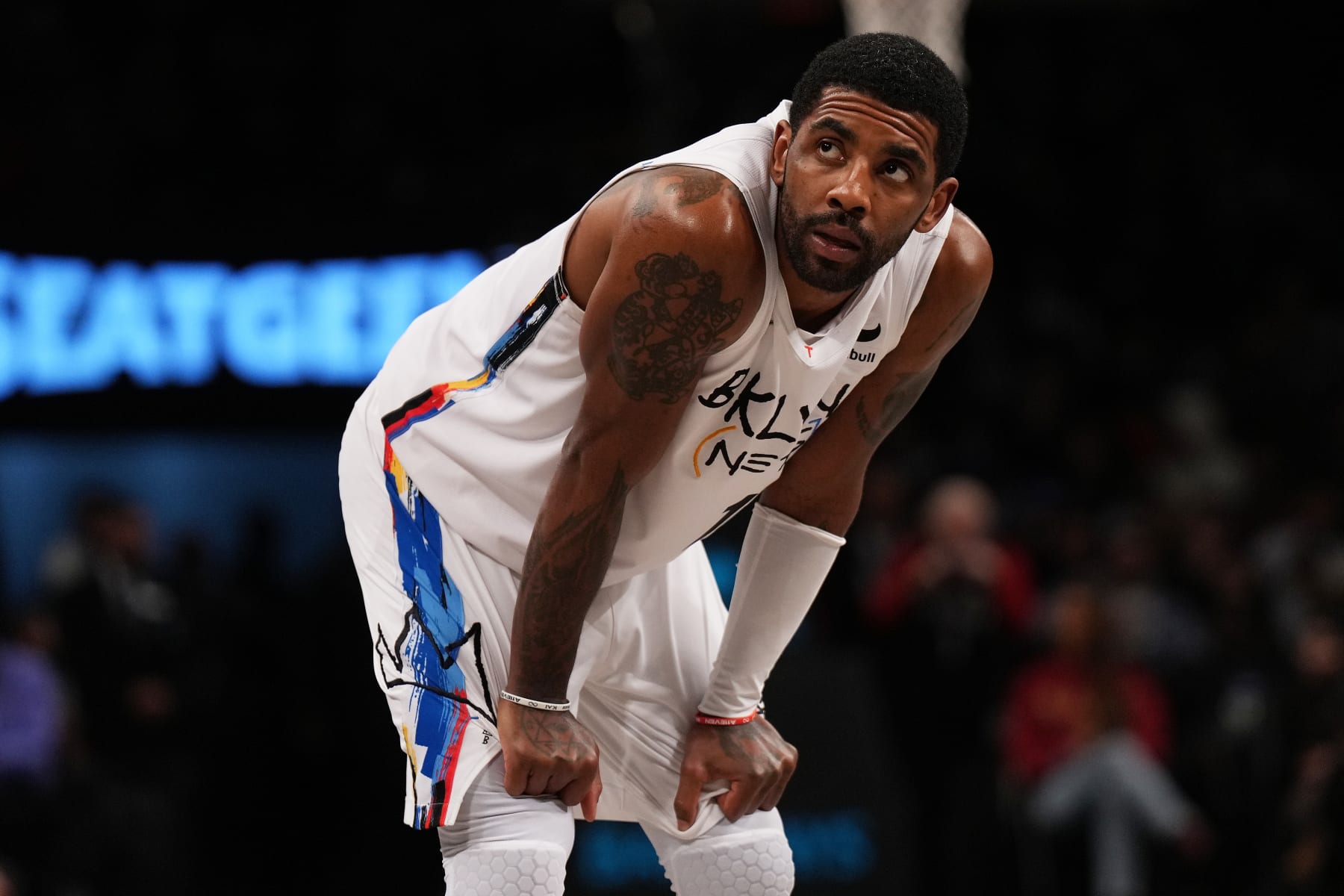 Kyrie Irving Thanks Nets Fans After Mavs Trade 'Grateful I Got to Live