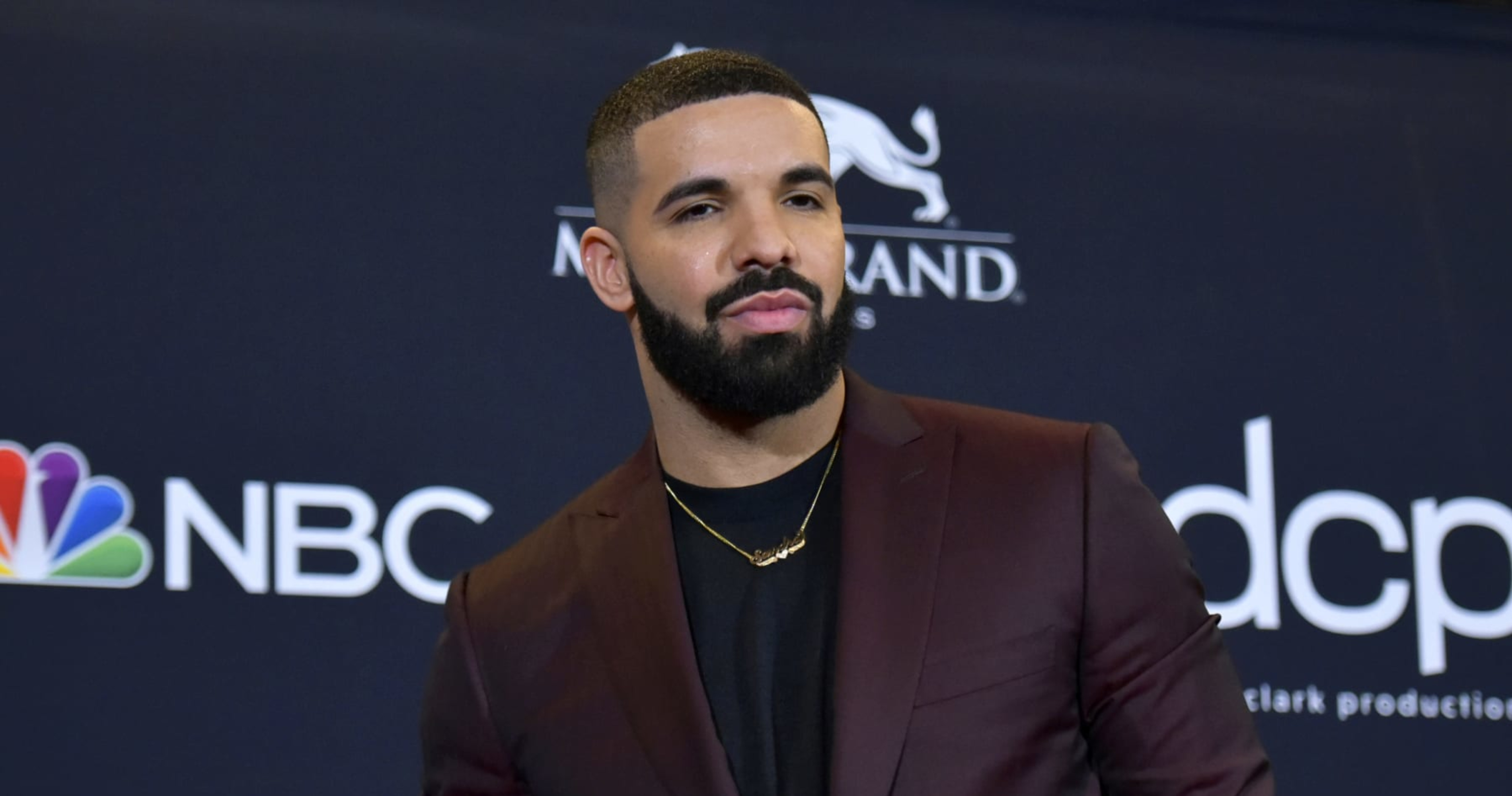 Drake Bets $700K on Chiefs to Beat Eagles in Super Bowl 57; $4.5M in  Potential Payout, News, Scores, Highlights, Stats, and Rumors