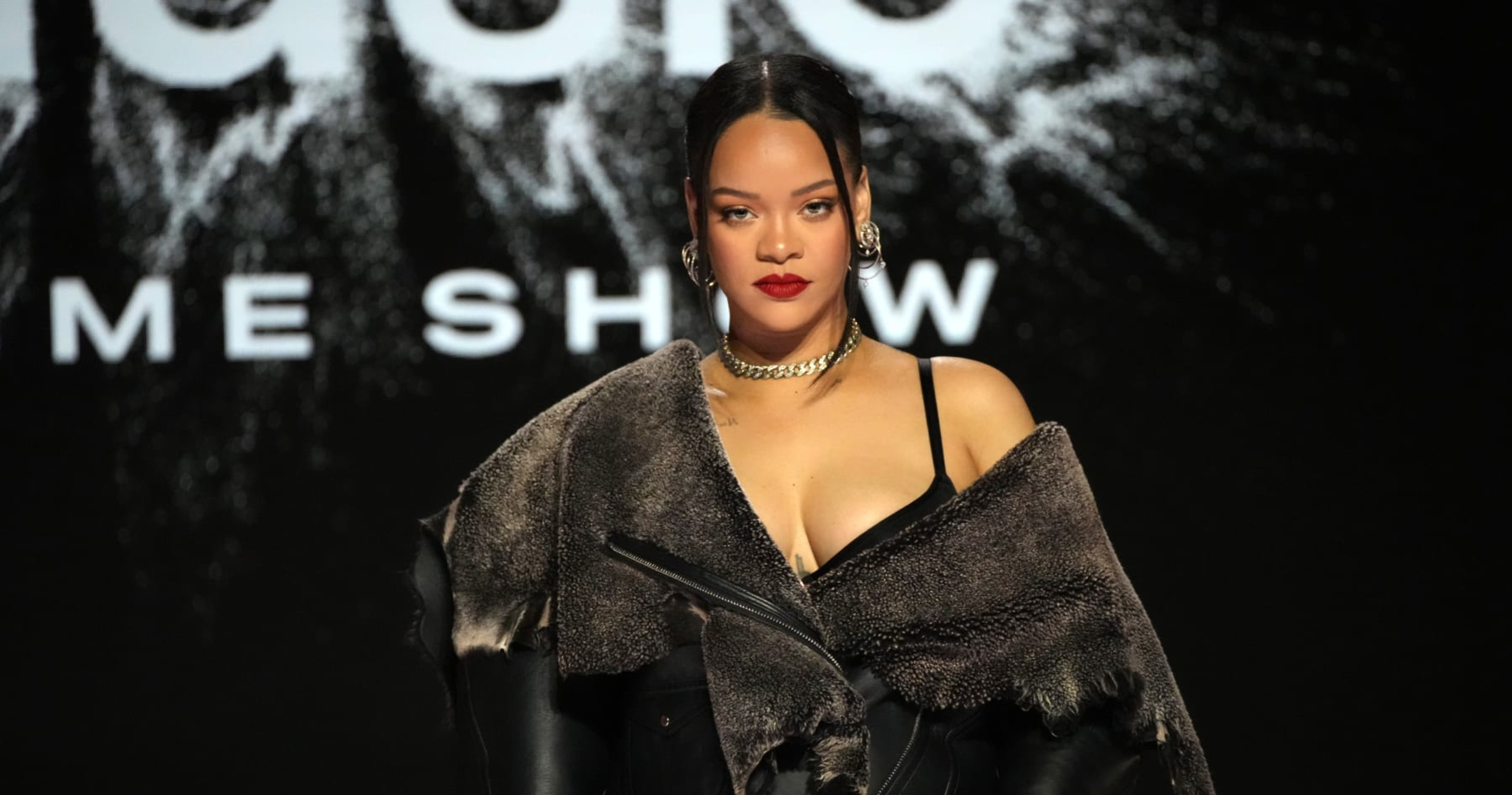 4 prop bets that hit during Rihanna's Super Bowl halftime show