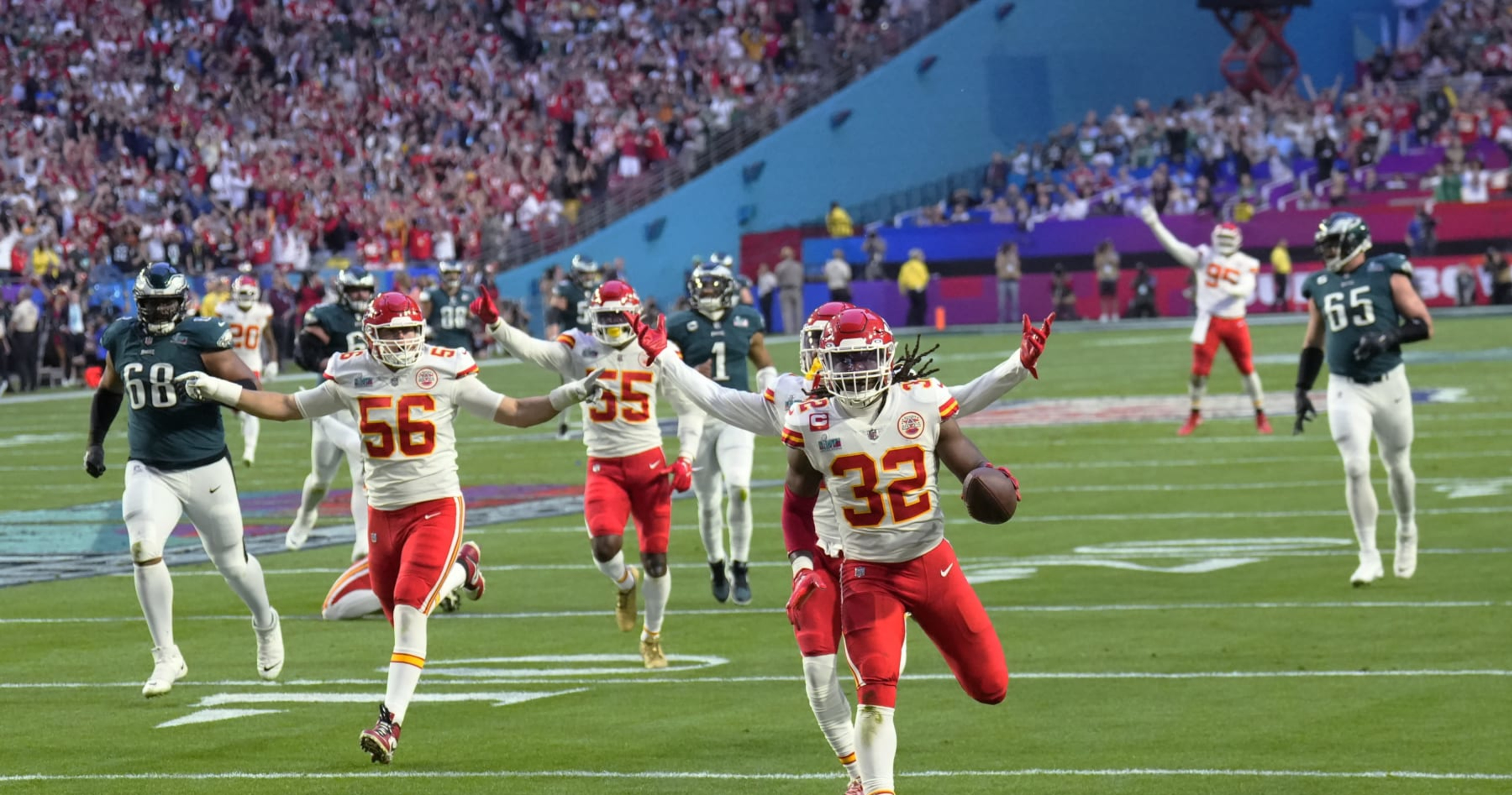 Jalen Hurts Fumble, Nick Bolton's TD for Chiefs in Super Bowl 57 Stuns