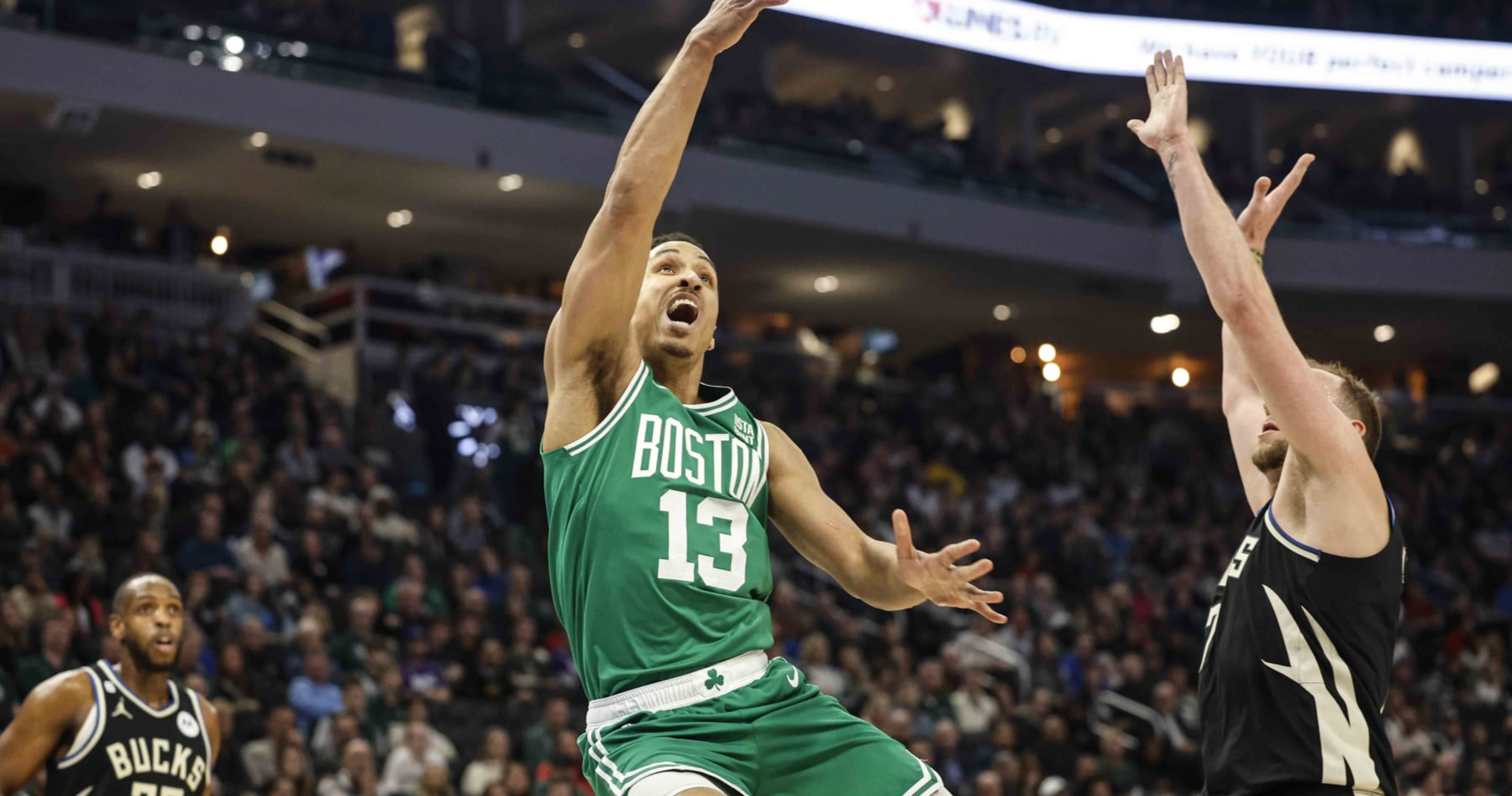 Celtics' 'Unreal' Depth Hyped on Twitter in Tight Loss to Bucks Without Tatum, Brown thumbnail