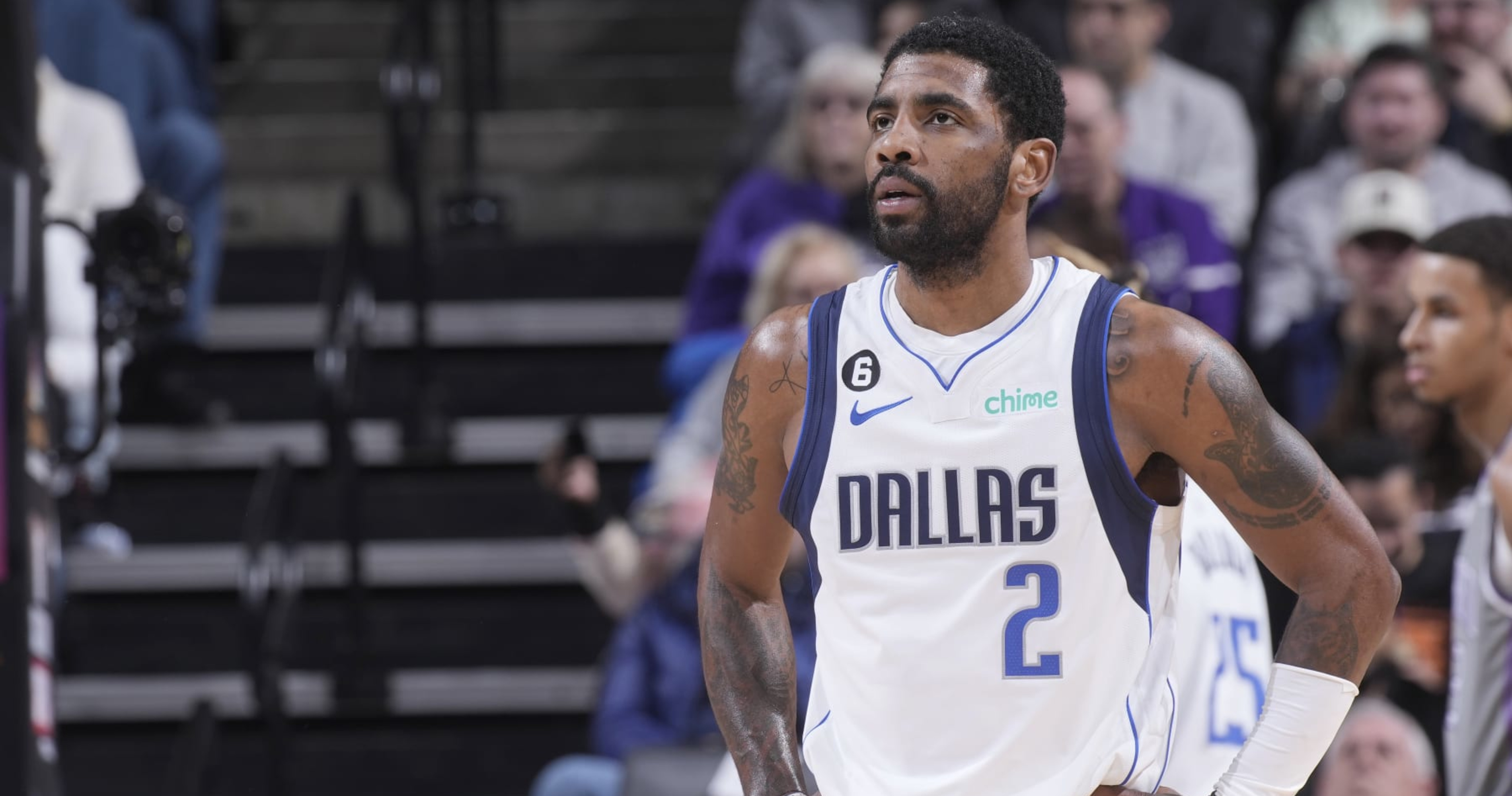 Kyrie Irving traded to Mavs in shocking blockbuster