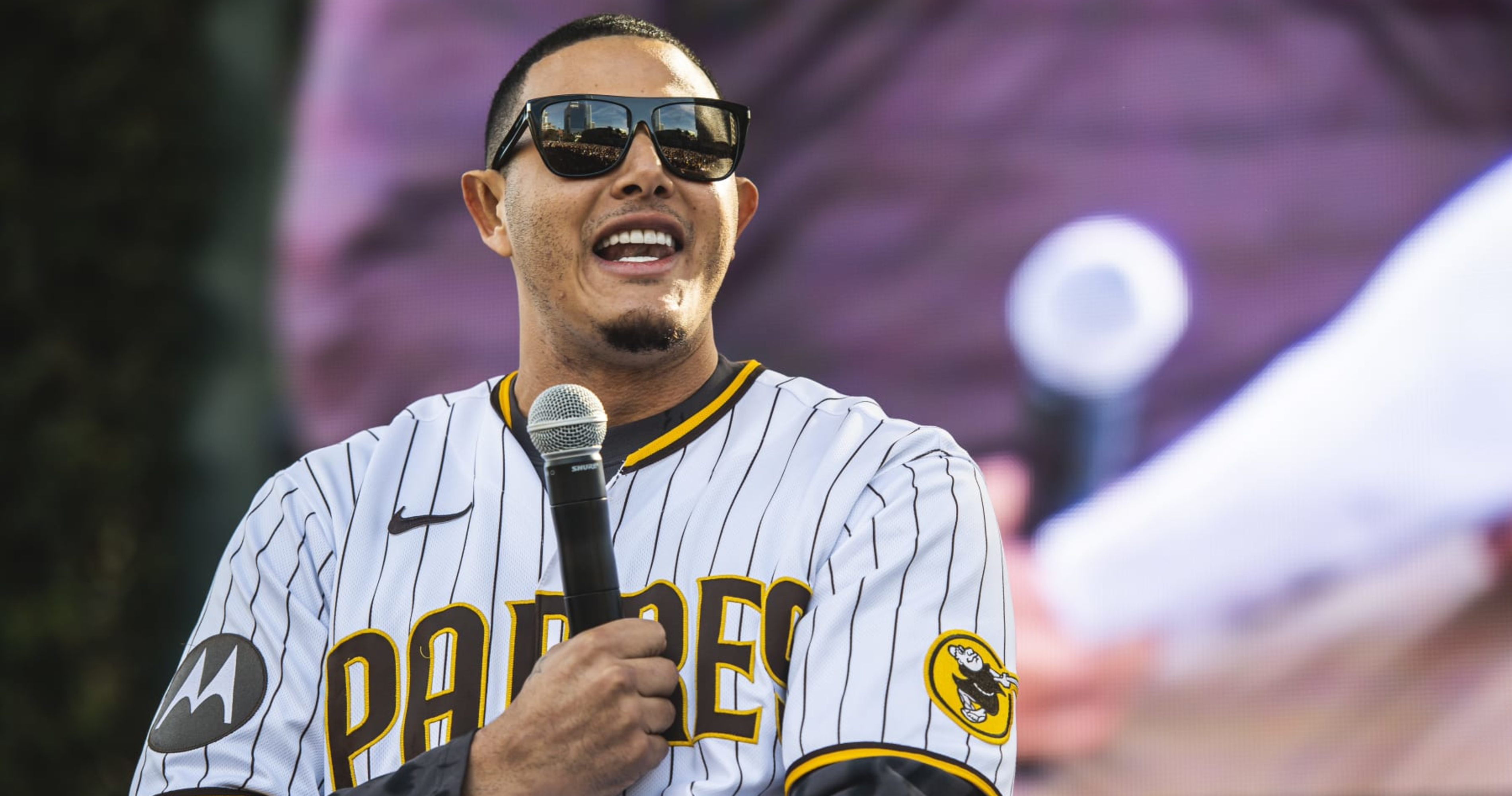 Manny Machado signs with Padres: Here's what his new jersey looks like 