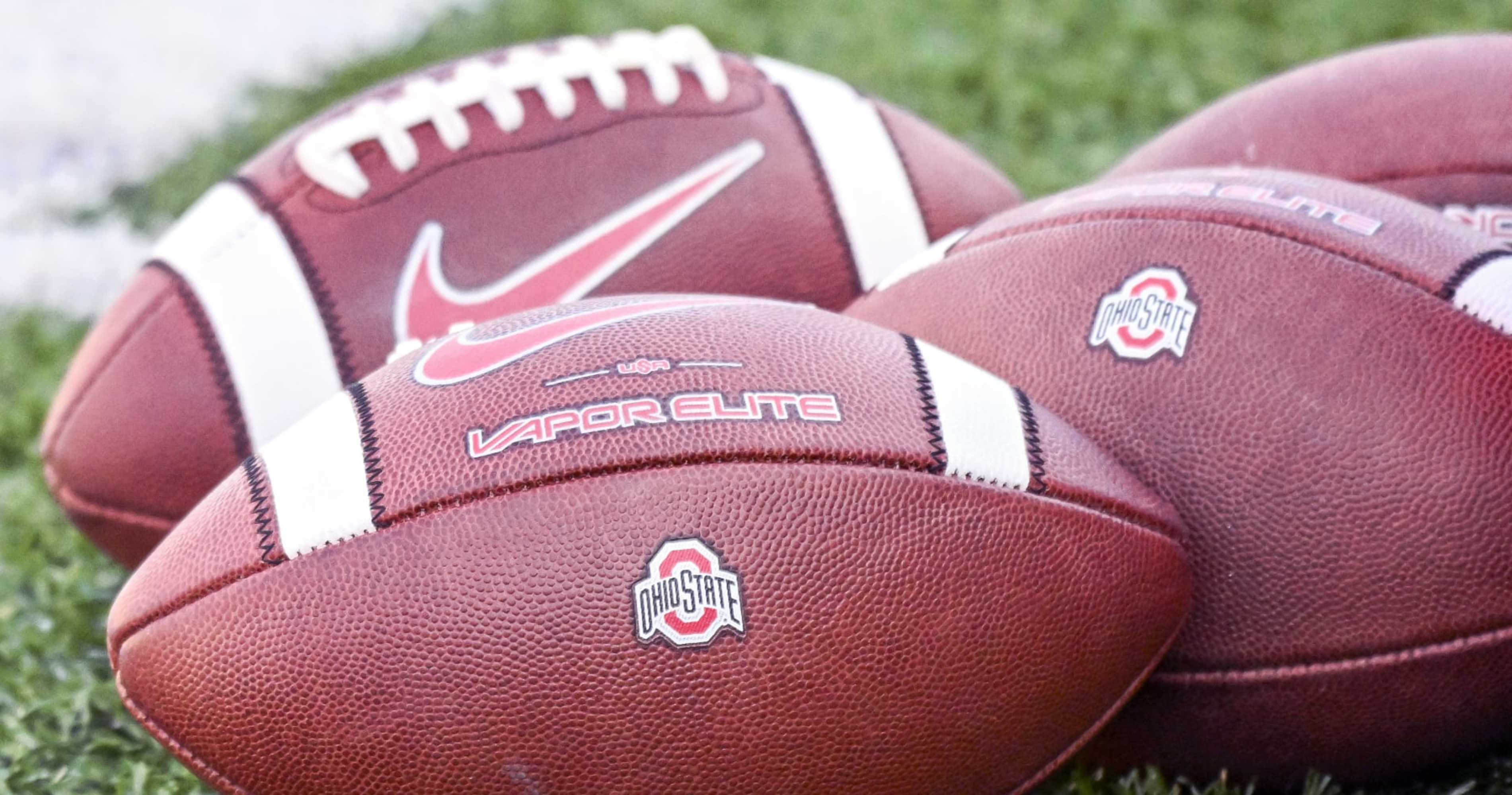 college-football-executives-reportedly-mulling-clock-rule-changes-to