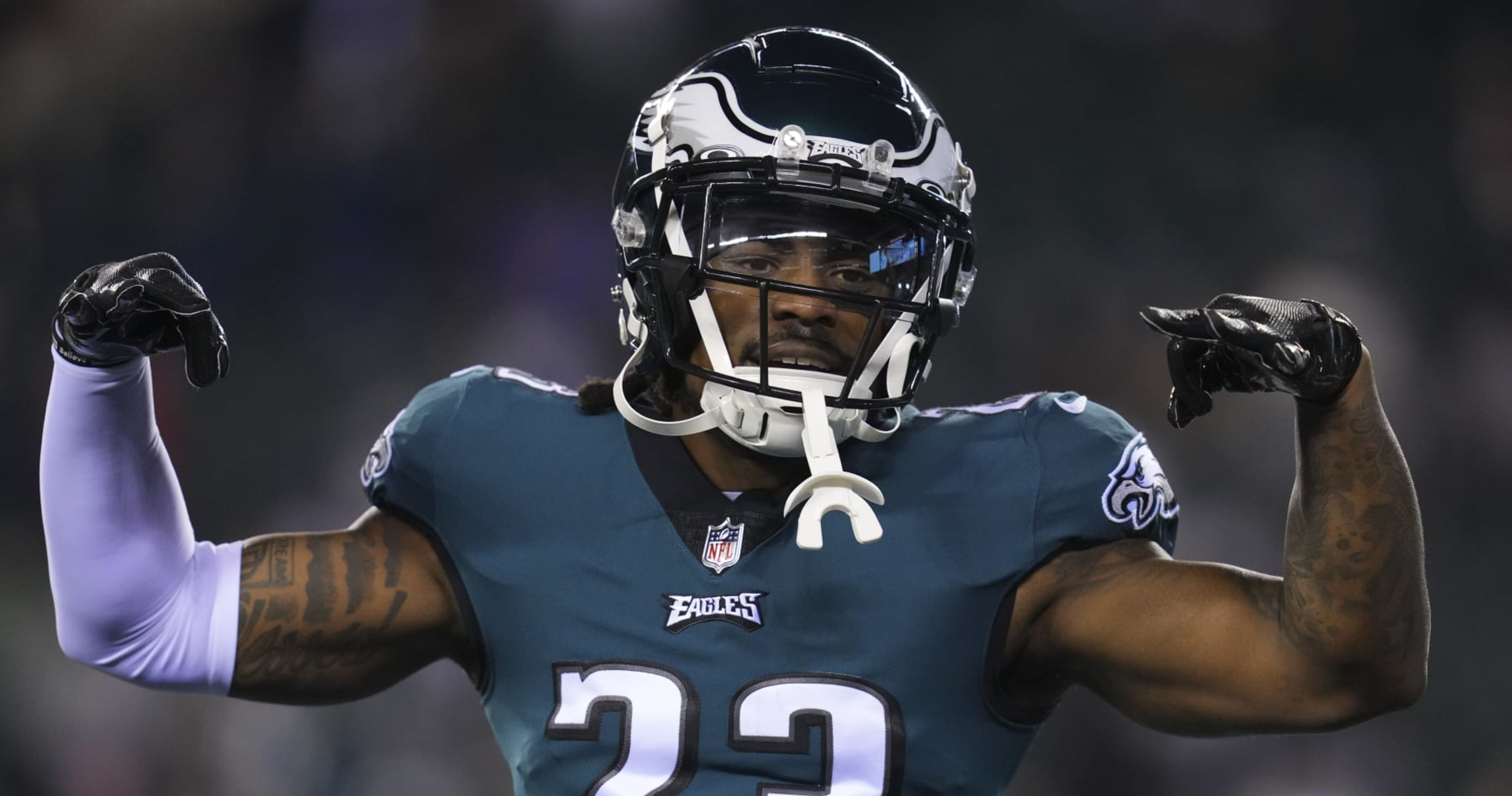 Why Eagles' DeVonta Smith takes a business-like approach to his NFL career  