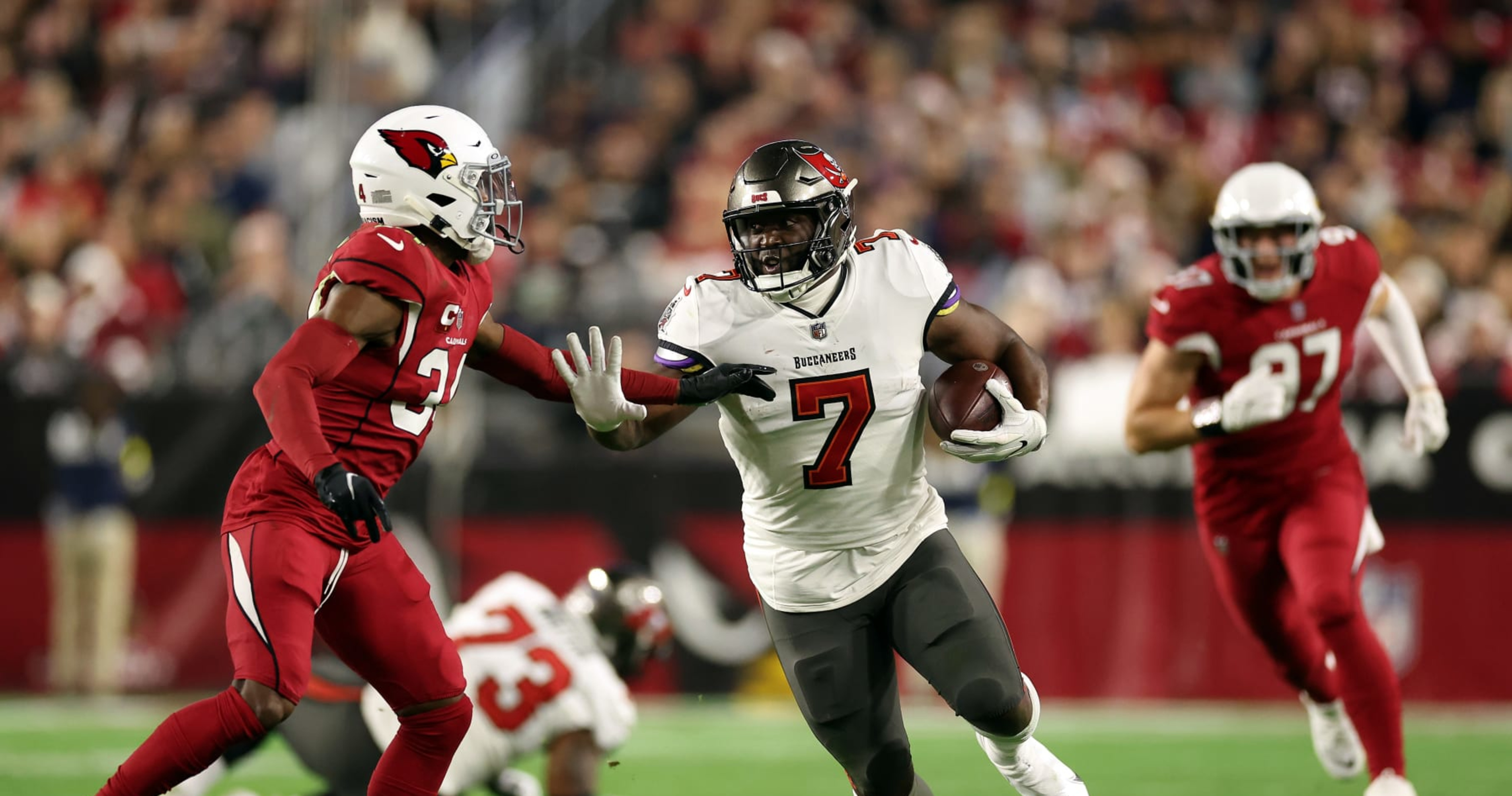 Tampa Bay Buccaneers plan to release running back Leonard Fournette