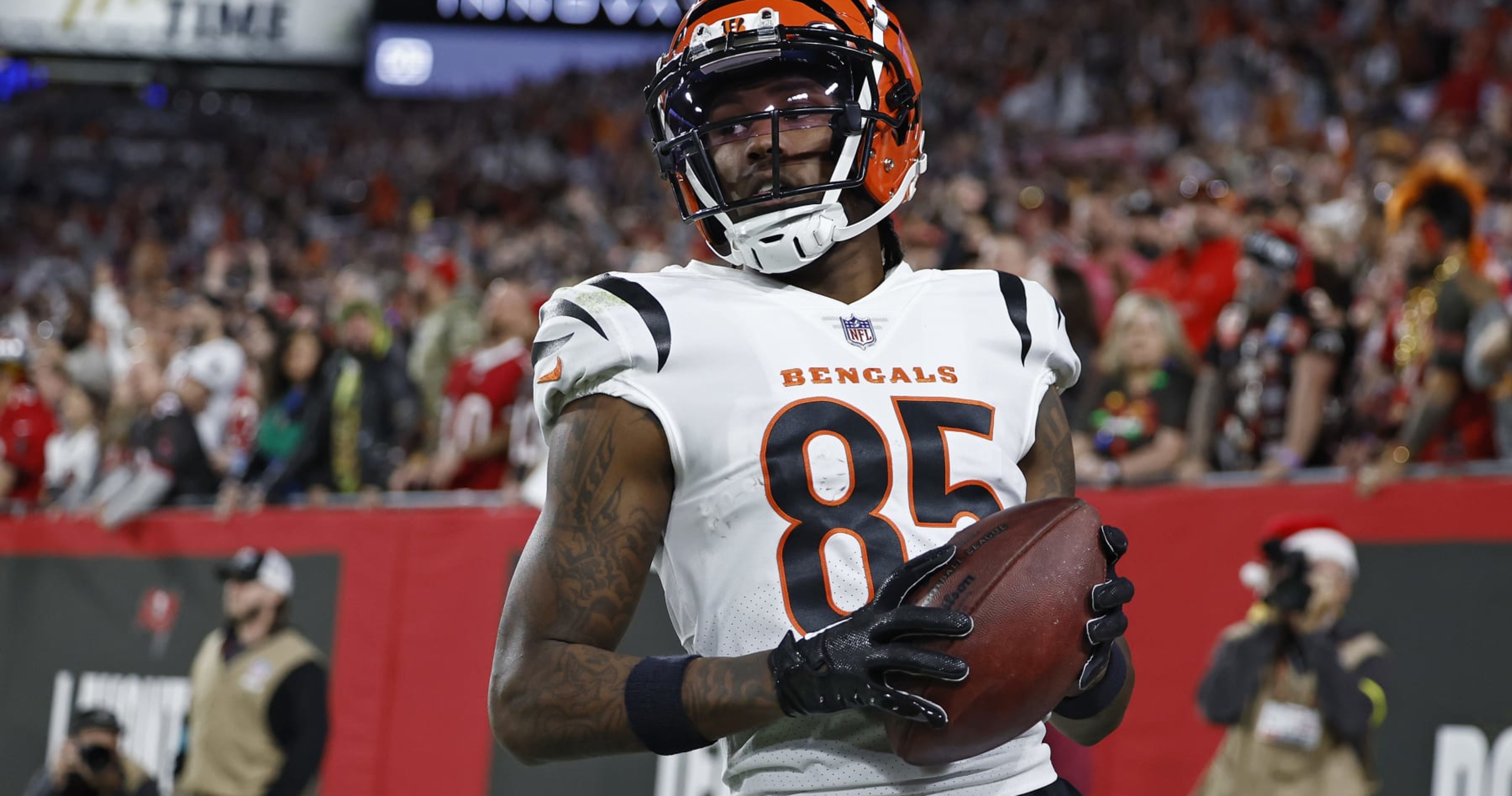 Cincinnati Bengals WR Tee Higgins Isn't Going Anywhere, Despite Trade  Speculation 