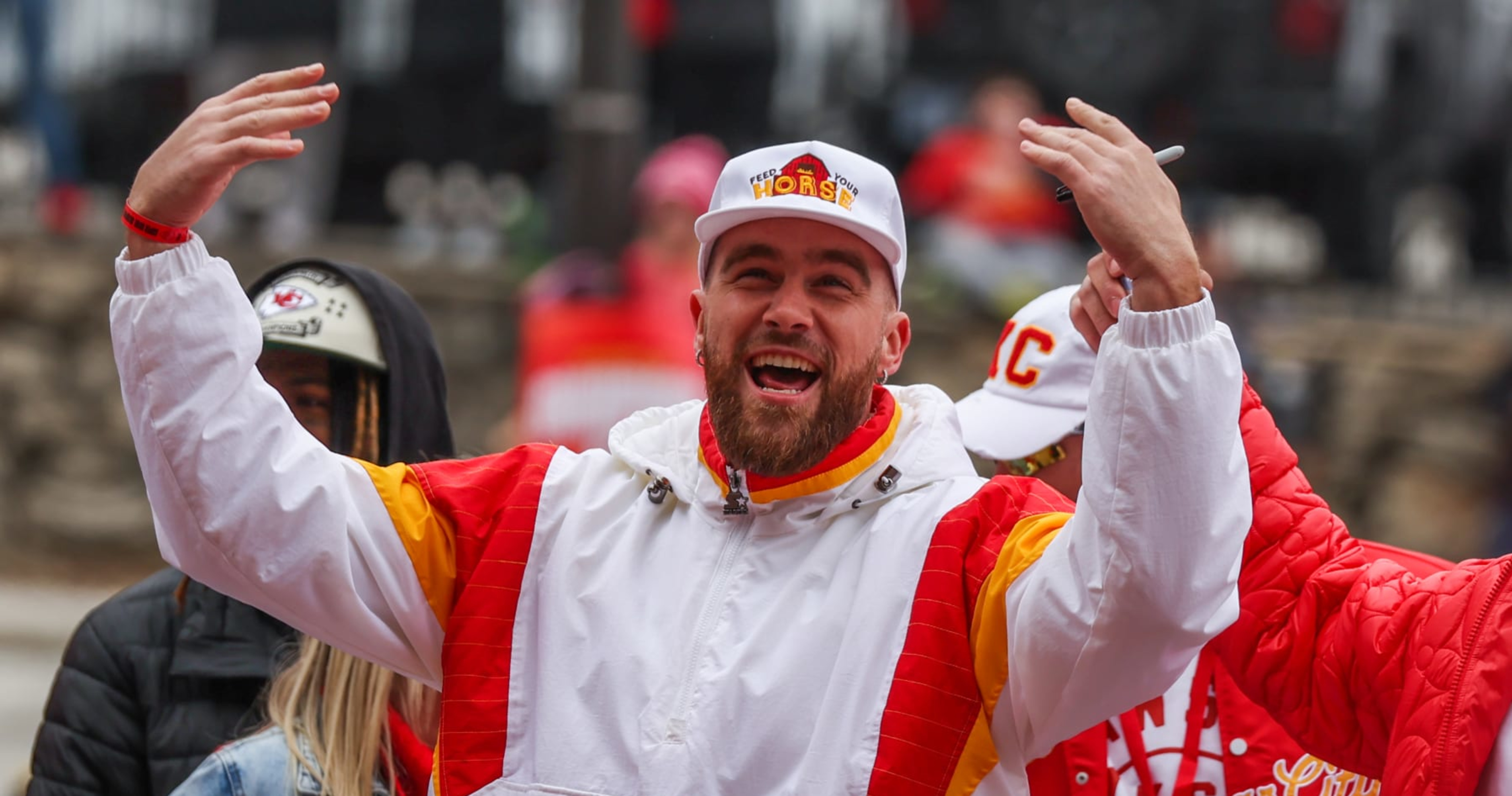 Chiefs' Travis Kelce Is Hosting 'SNL' & Fans Are Obsessing Over