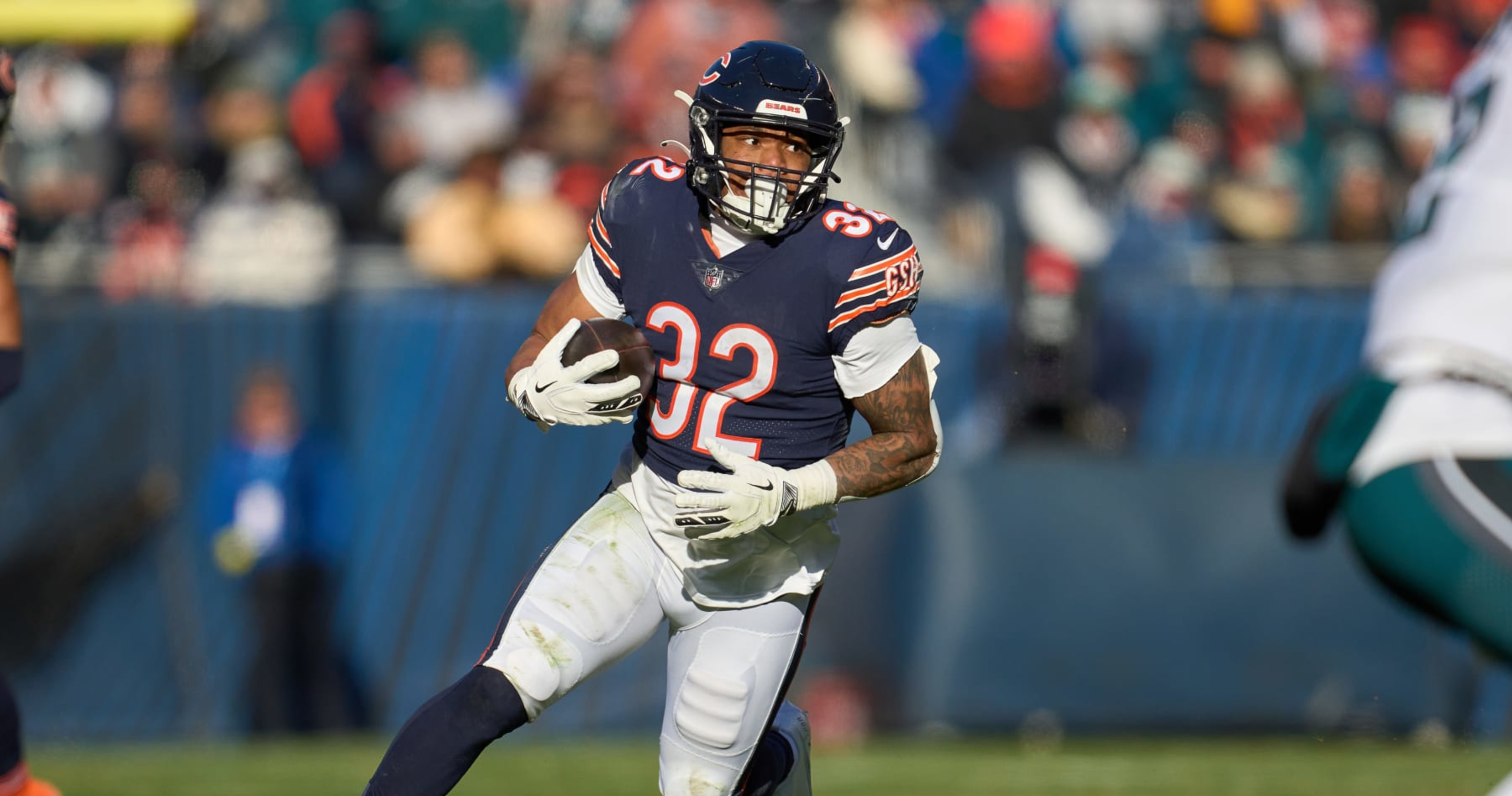 Lions signing former Bears RB David Montgomery to three-year, $18M