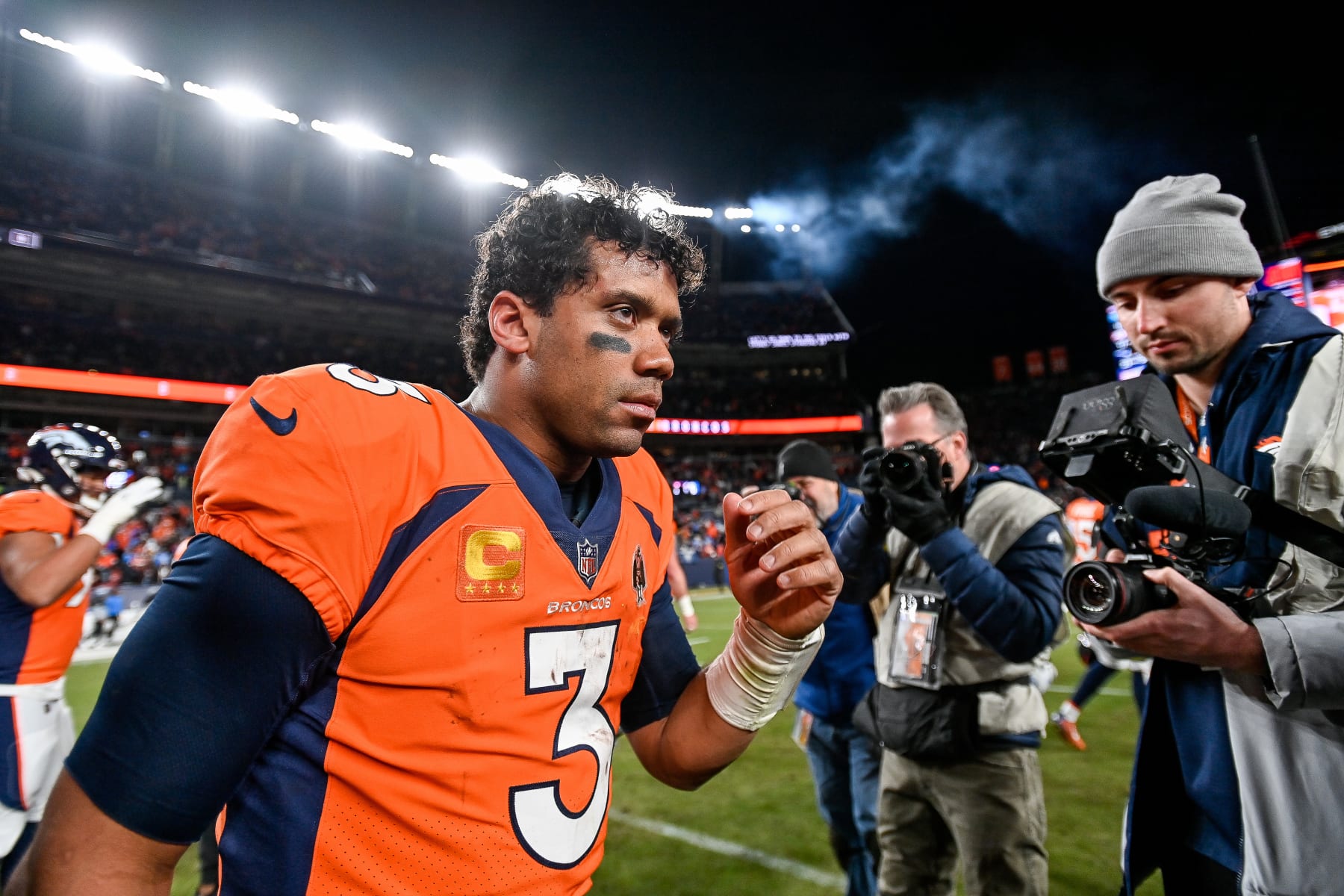 Russell Wilson Rumors Broncos QB on '1Year Audition' for Sean Payton, Insider Says News