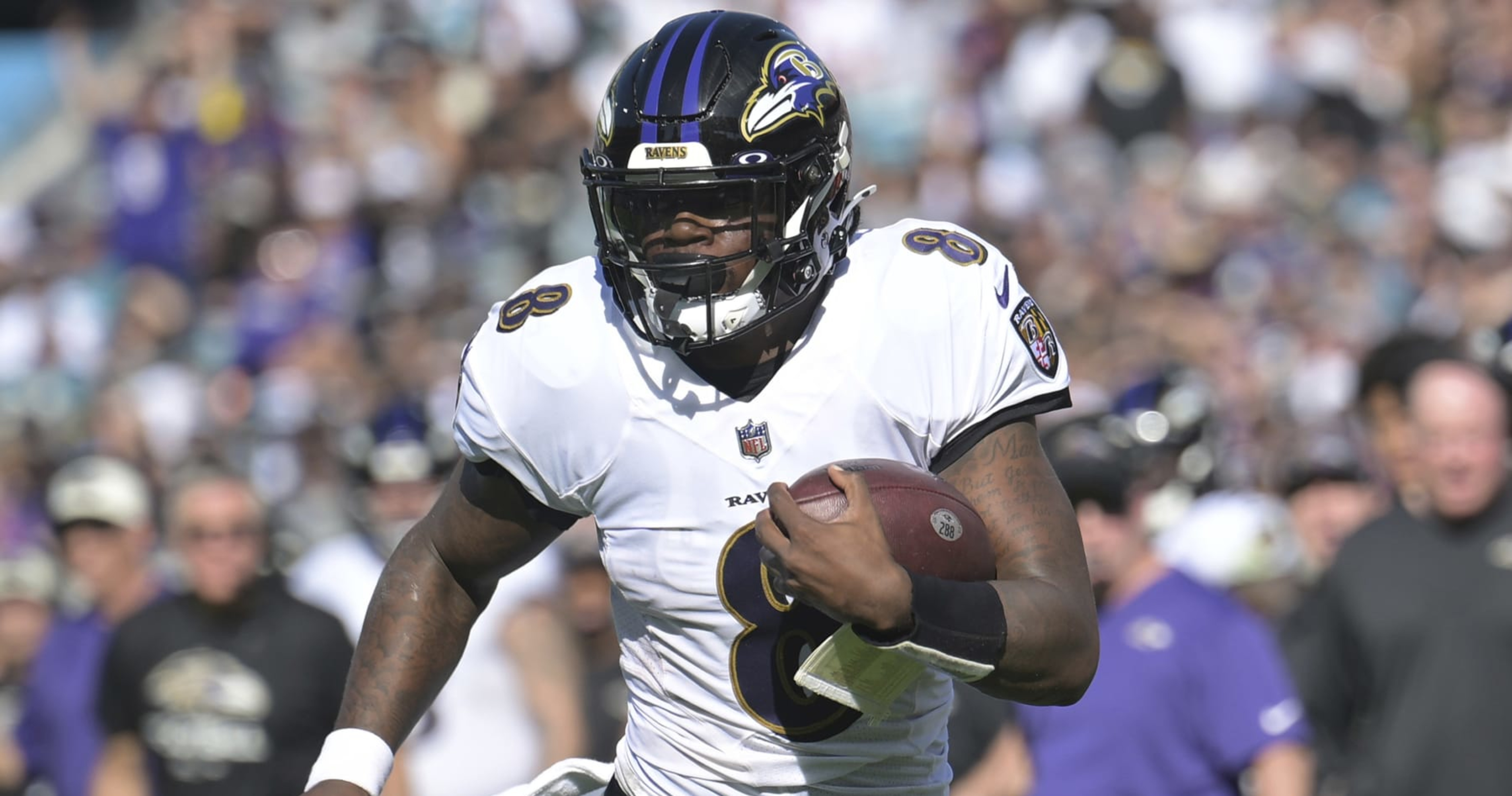 Ravens QB Lamar Jackson on contract: 'I would love to be in