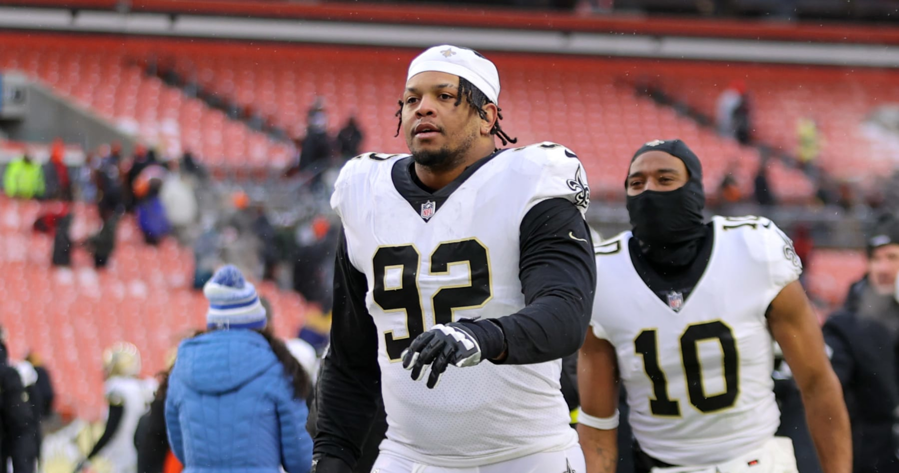 Vikings' Marcus Davenport is starting at zero, hoping to cash in with a new  team