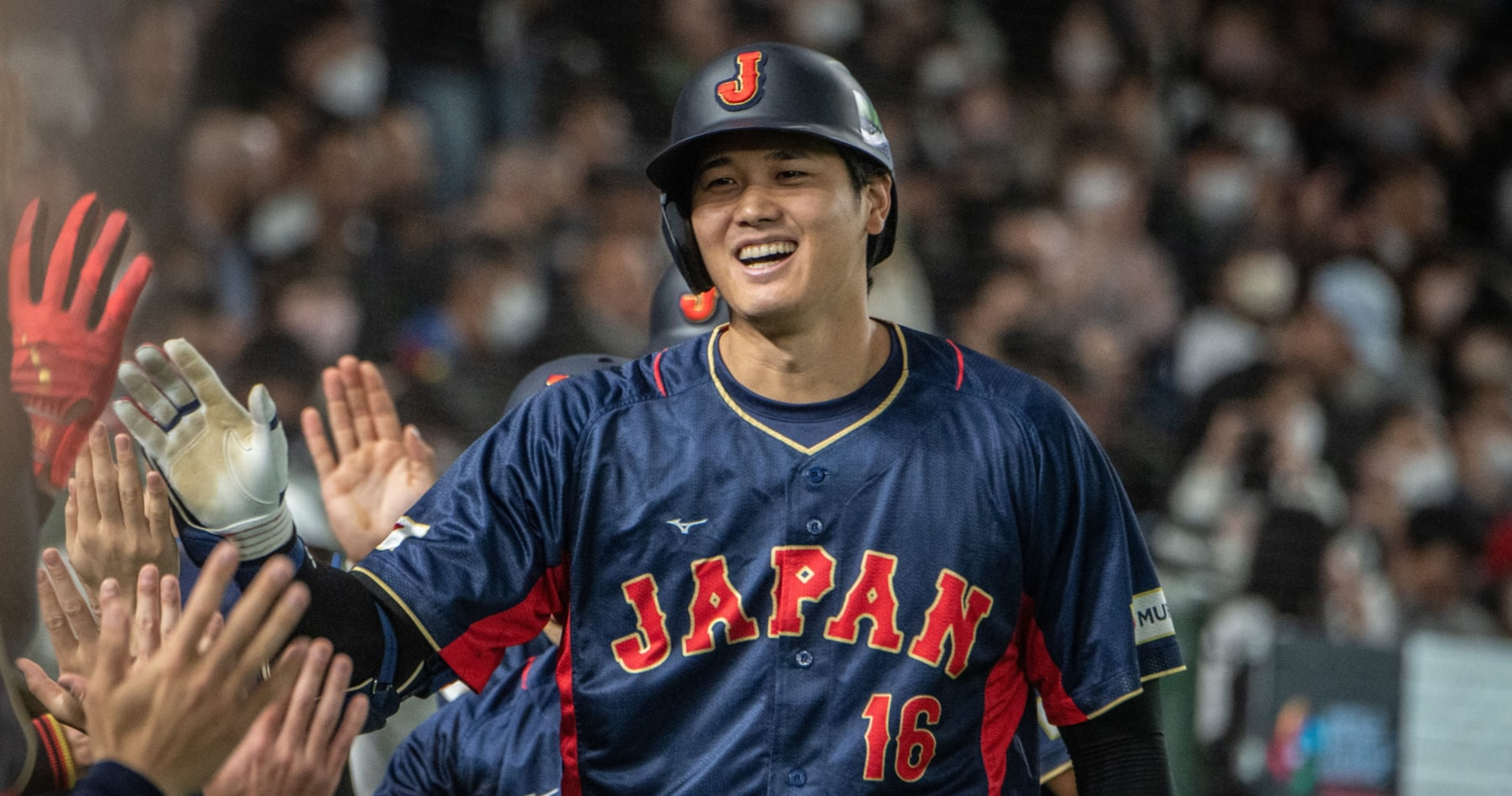 Randy Arozarena robs home run vs. Japan in World Baseball Classic