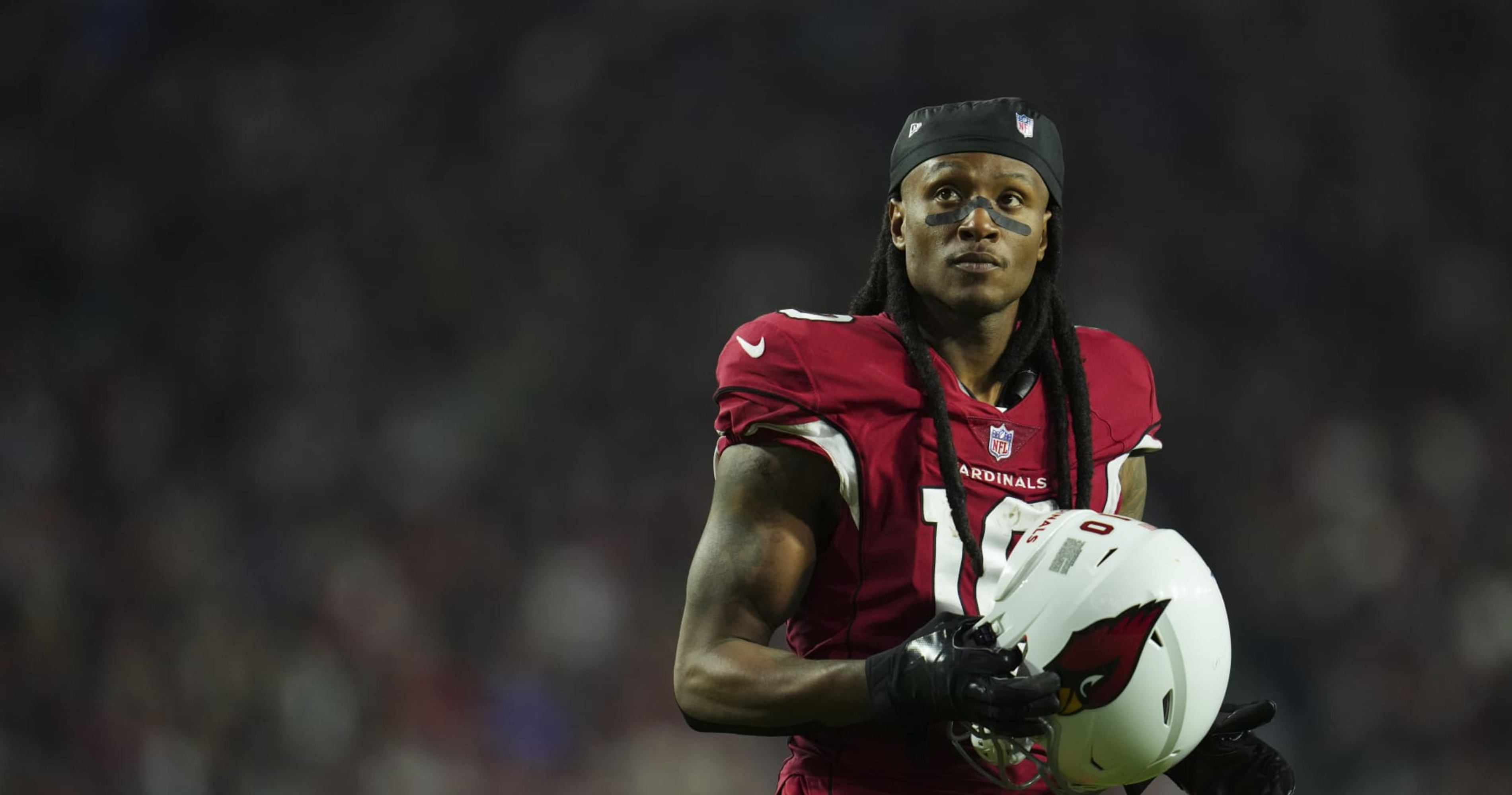 Patriots reportedly have a contract offer out to DeAndre Hopkins