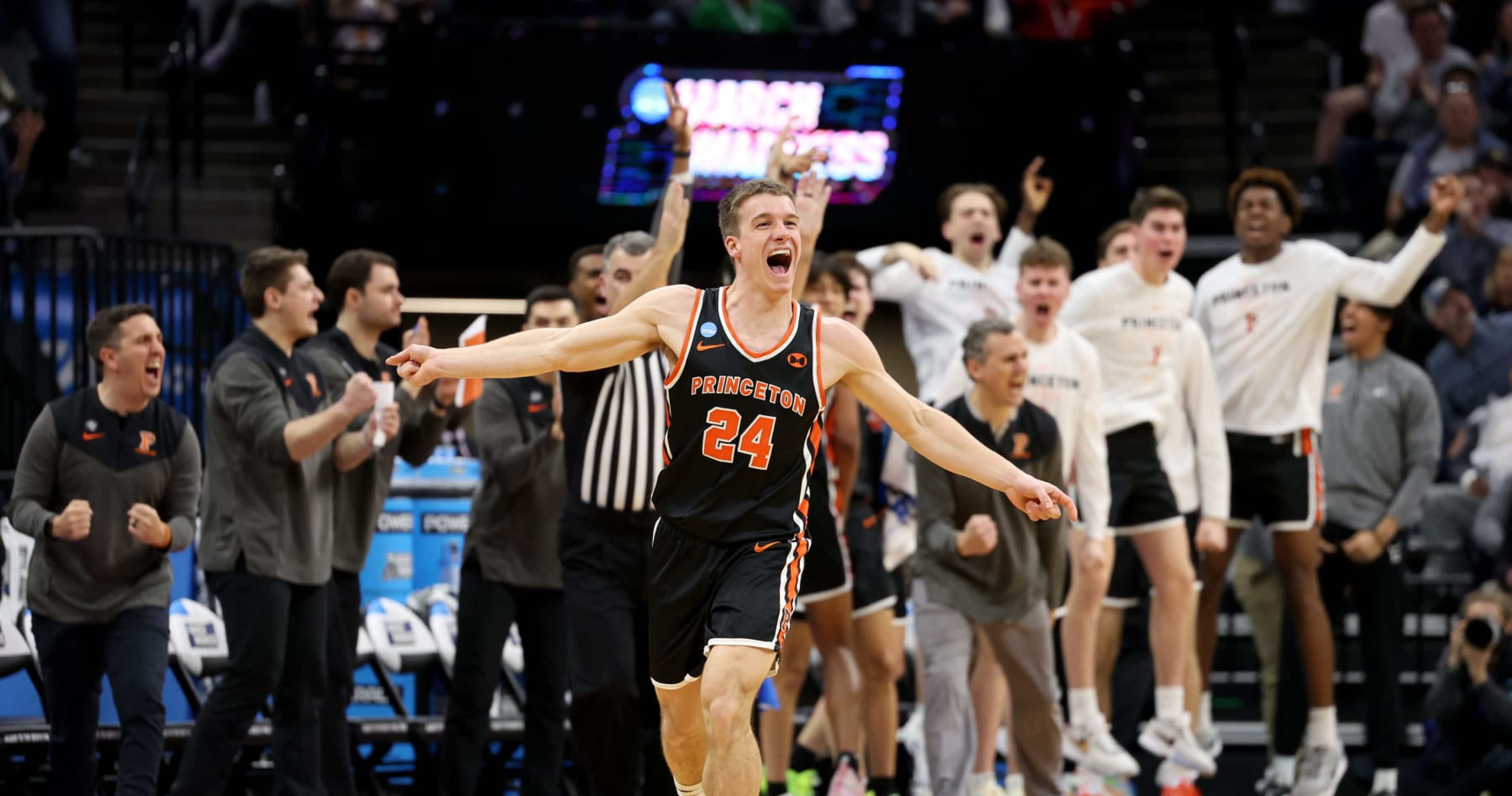 Experience leads Richmond to cusp of first NCAA Tournament since 2011 -  Mid-Major Madness