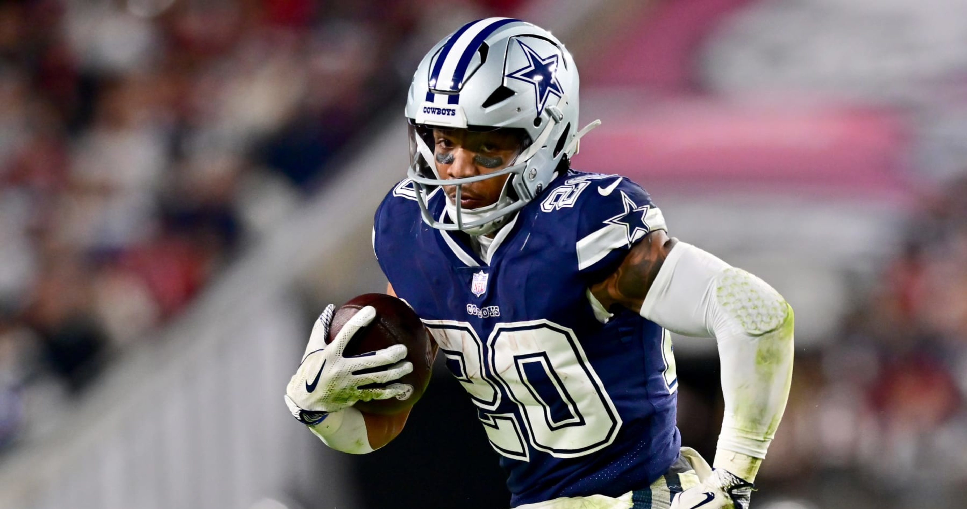 Cowboys RB Tony Pollard injures ankle vs. SF; ruled out