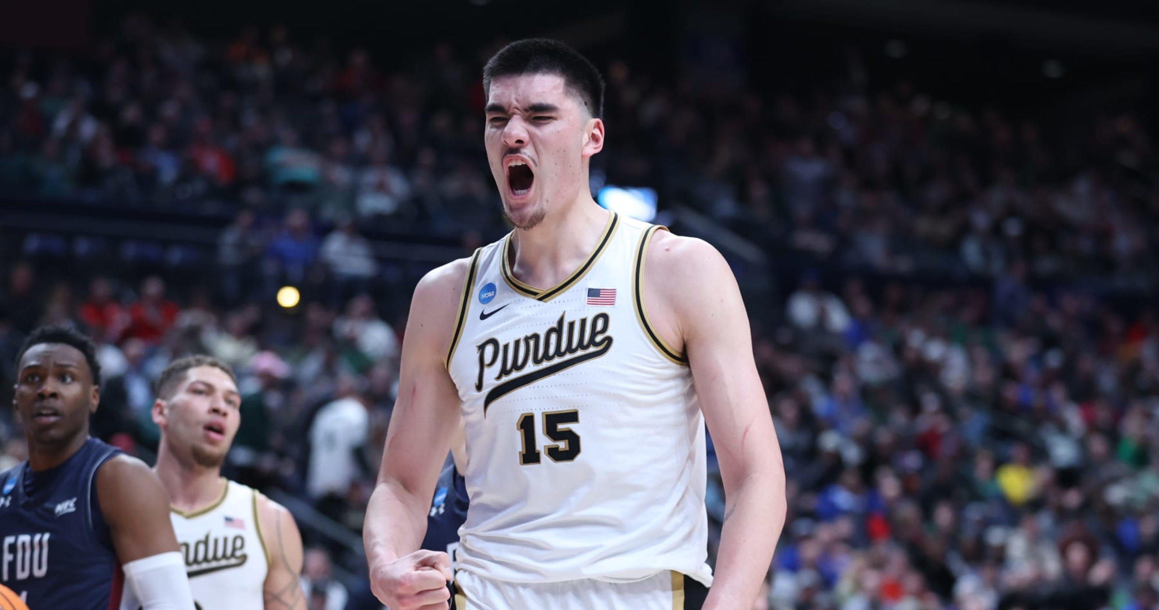 Purdue's Zach Edey Named 2023 Men's Wooden Award Winner | News, Scores ...