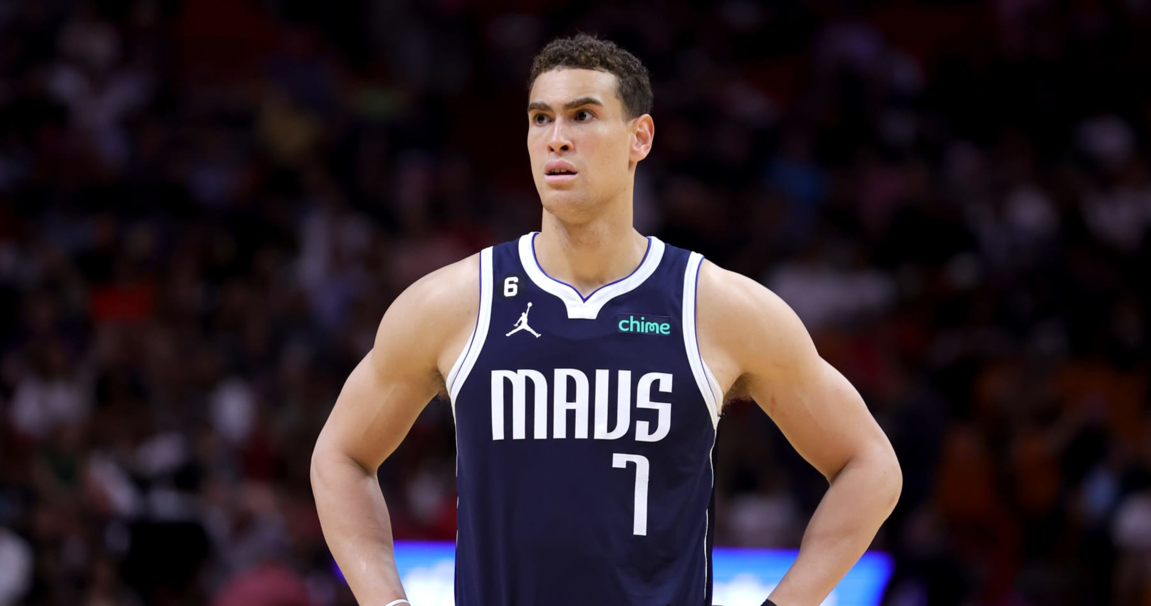 Report: Dwight Powell, Mavericks Agree to New 3-Year, $12M Contract in ...