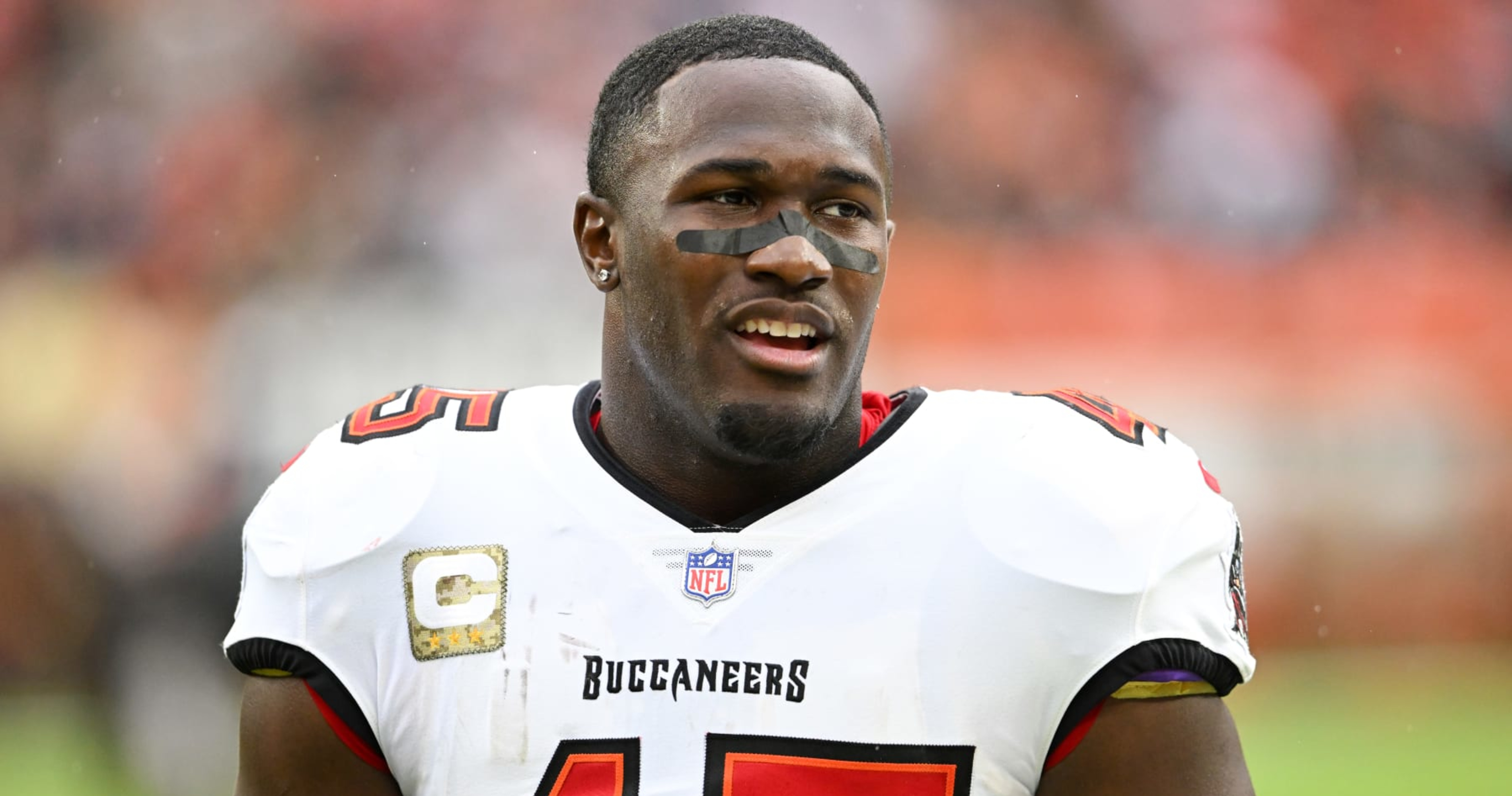 Did Buccaneers' White Announce He's Leaving Tampa Bay? - Bucs Report