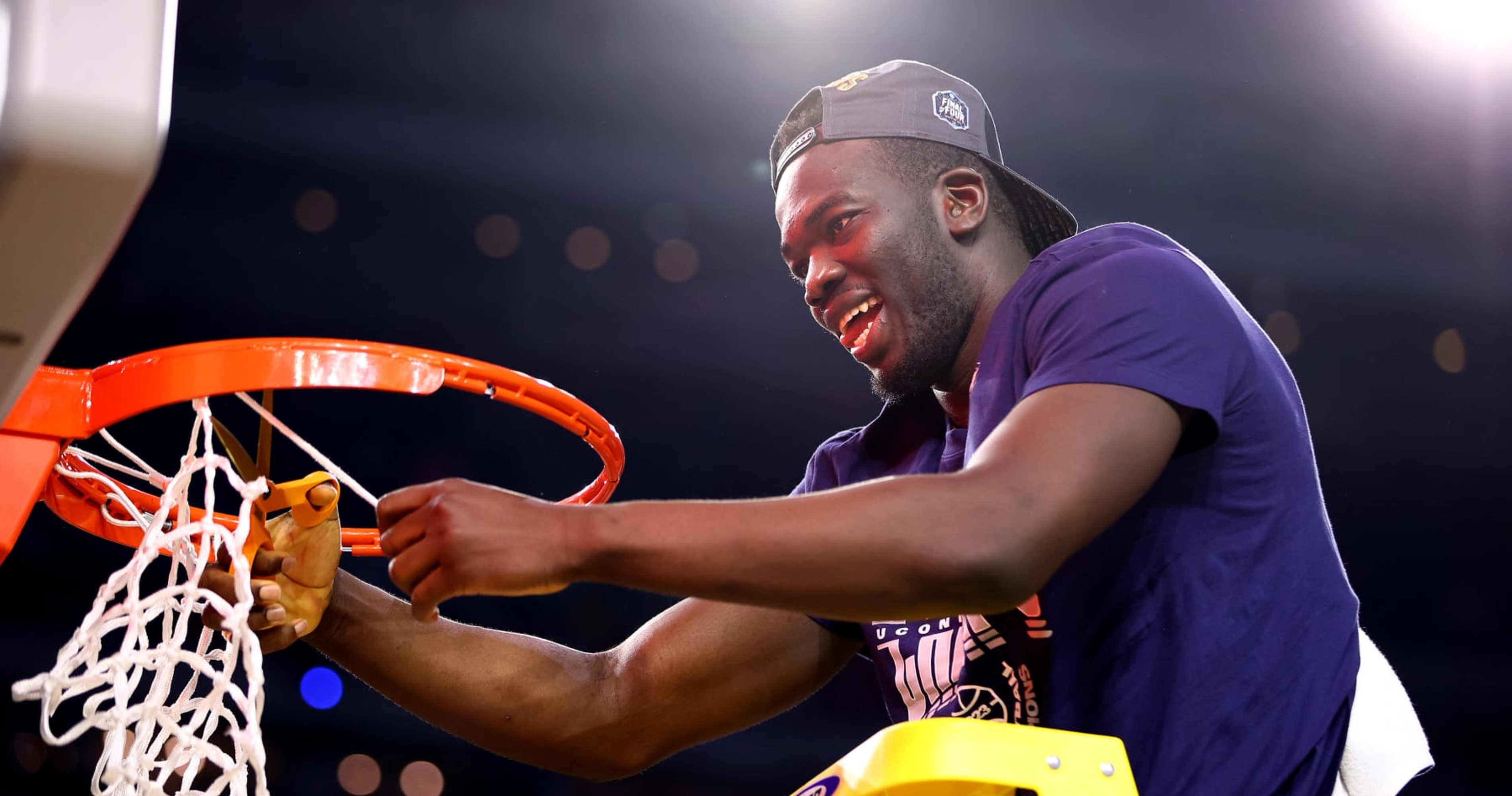 Report UConn's Adama Sanogo Declares for 2023 NBA Draft After Winning