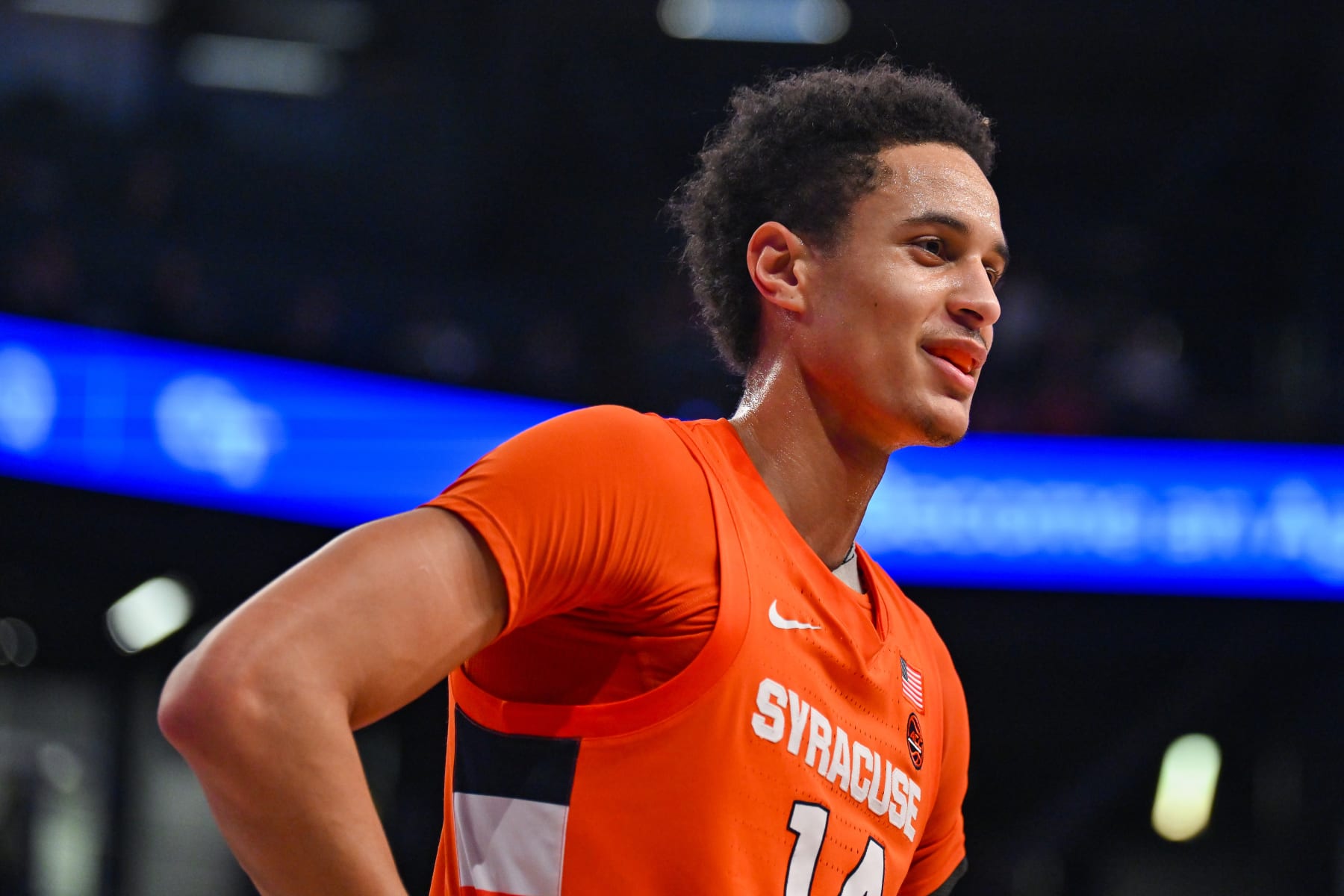 Syracuse's Jesse Edwards Chooses WVU Transfer over Kansas, Michigan